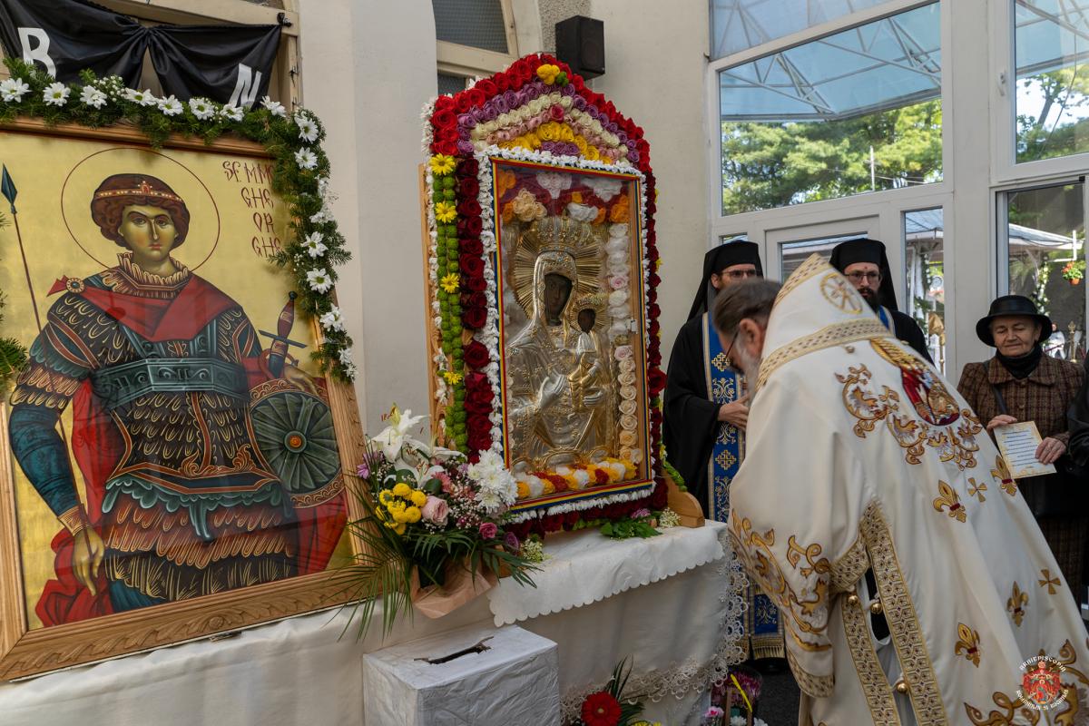 Prezenţă arhierească la Biserica „Sfântul Gheorghe” din Bacău