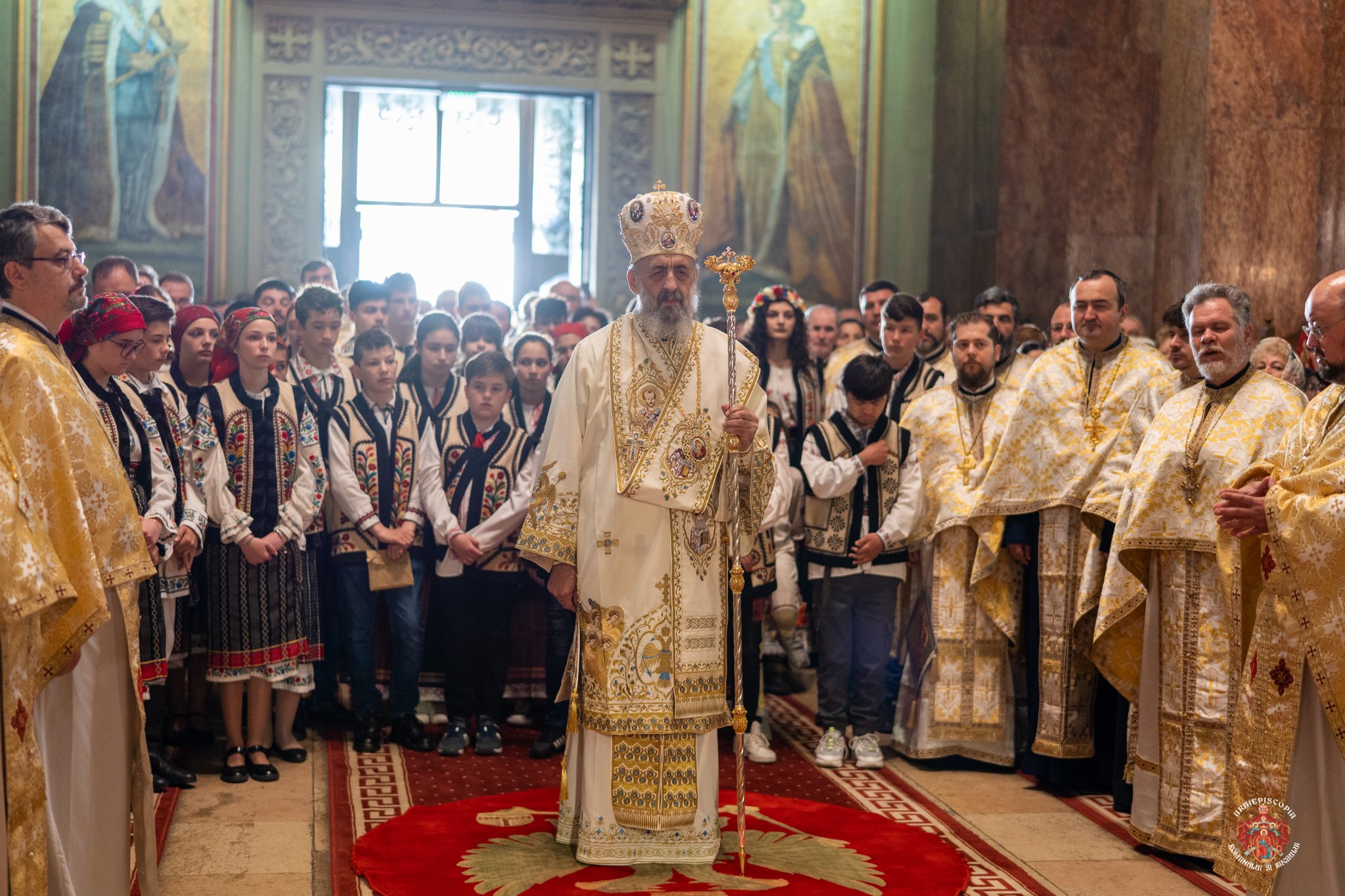 Delegaţie din Eparhia Romanului şi Bacăului, la Ziua Regalității din Alba Iulia