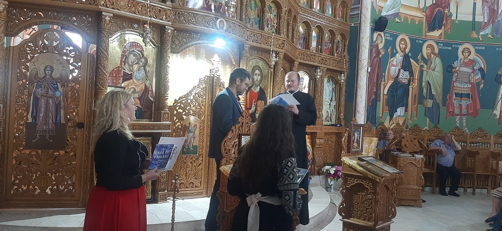 Festivitatea de premiere a concursului cu tema „Pace pe Pământ”, la Parohia „Sfântul Mare Mucenic Mina” din Buzău