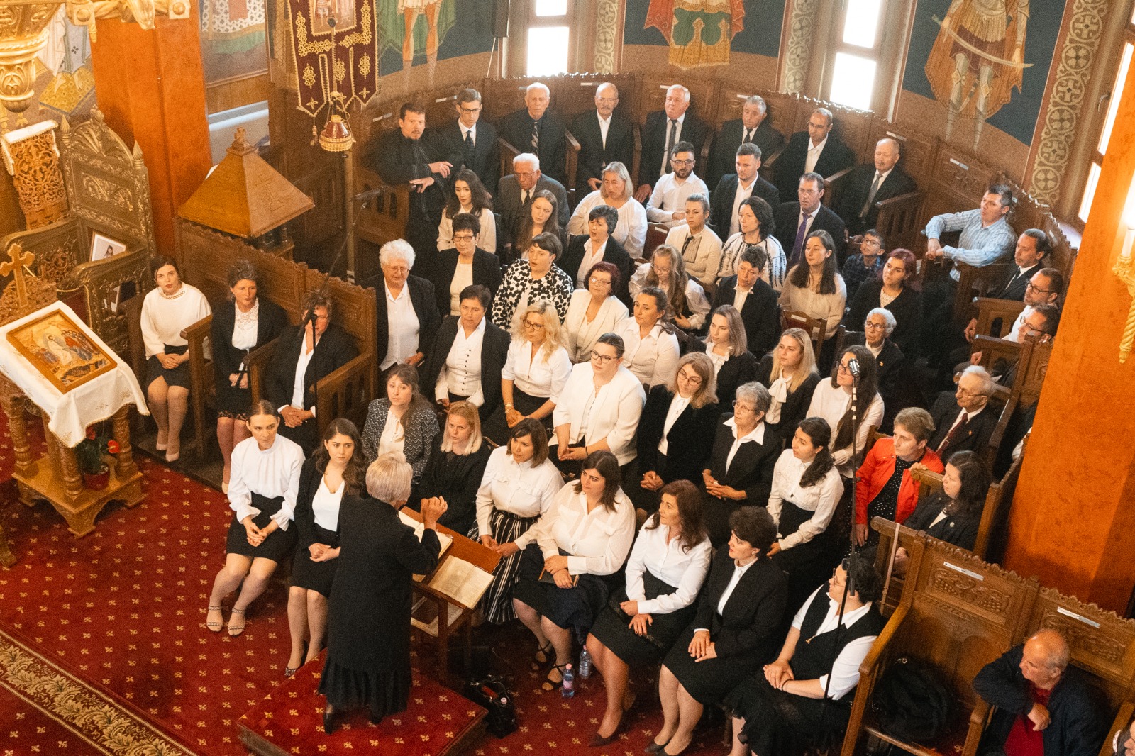 Aniversarea a 30 de ani de activitate a Corului bisericii „Sfinții Trei Ierarhi” din Aiud