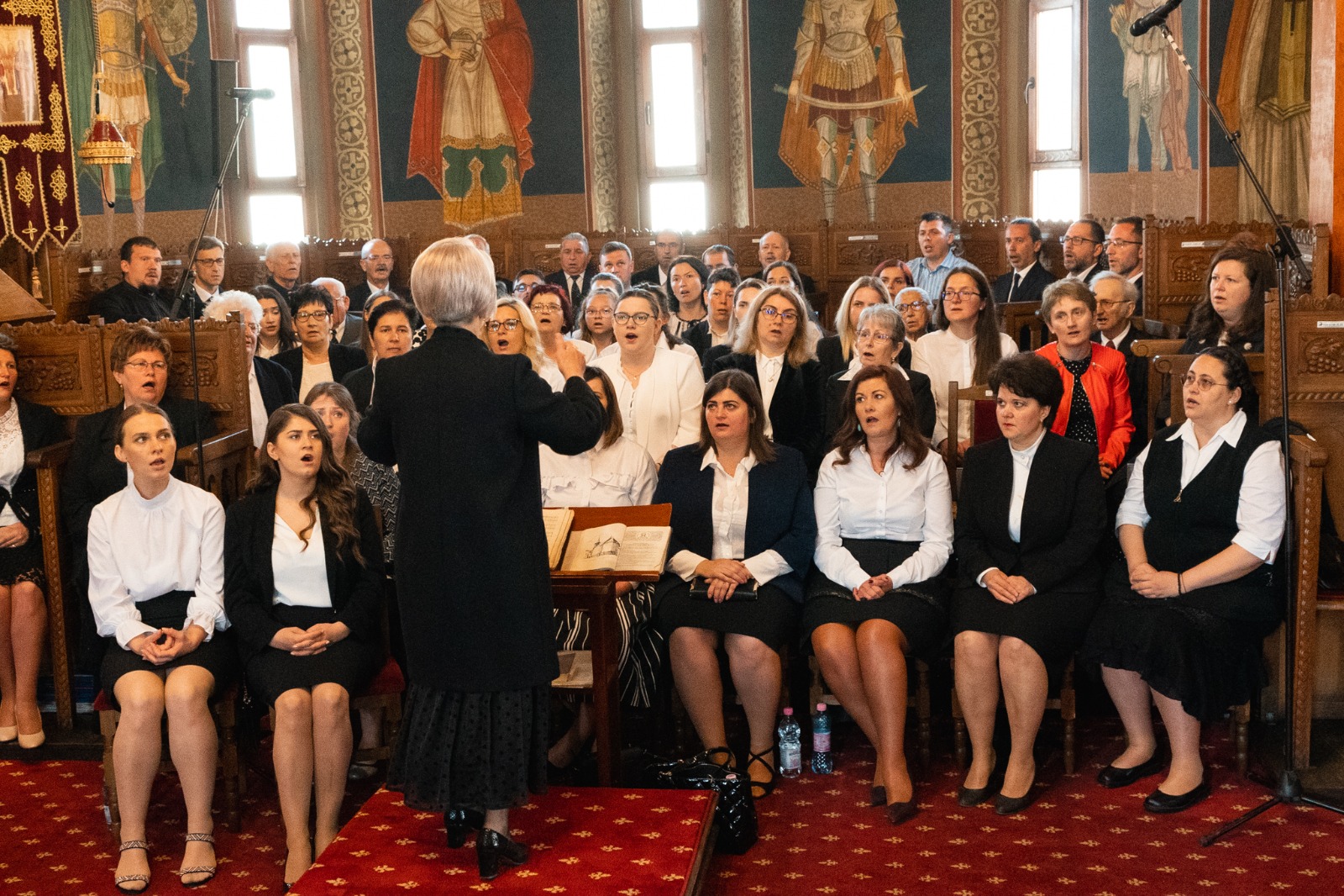 Aniversarea a 30 de ani de activitate a Corului bisericii „Sfinții Trei Ierarhi” din Aiud