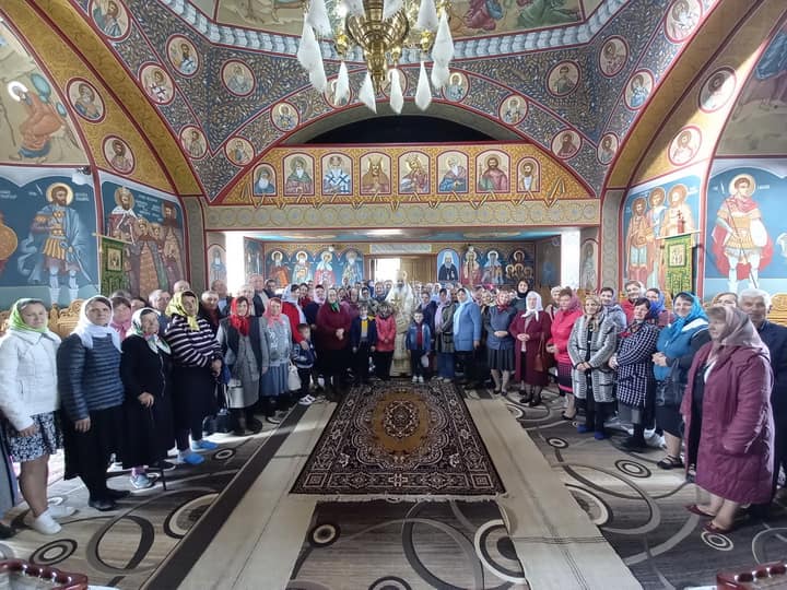 Slujire arhierească în Parohia Chetrosu-Drochia