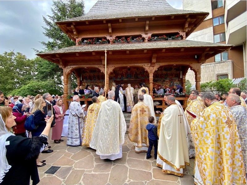 Sfințirea bisericii de lemn „Sfinții Mucenici Ștefan, Cassius și Florentius” din Bonn