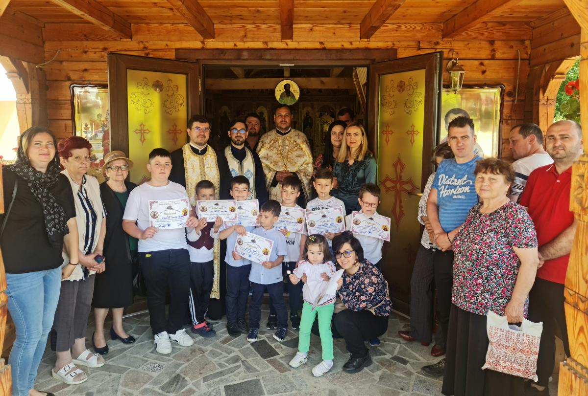 Centrul catehetic al Parohiei „Sfântul Vasile cel Mare” din Bacău a fost sfințit