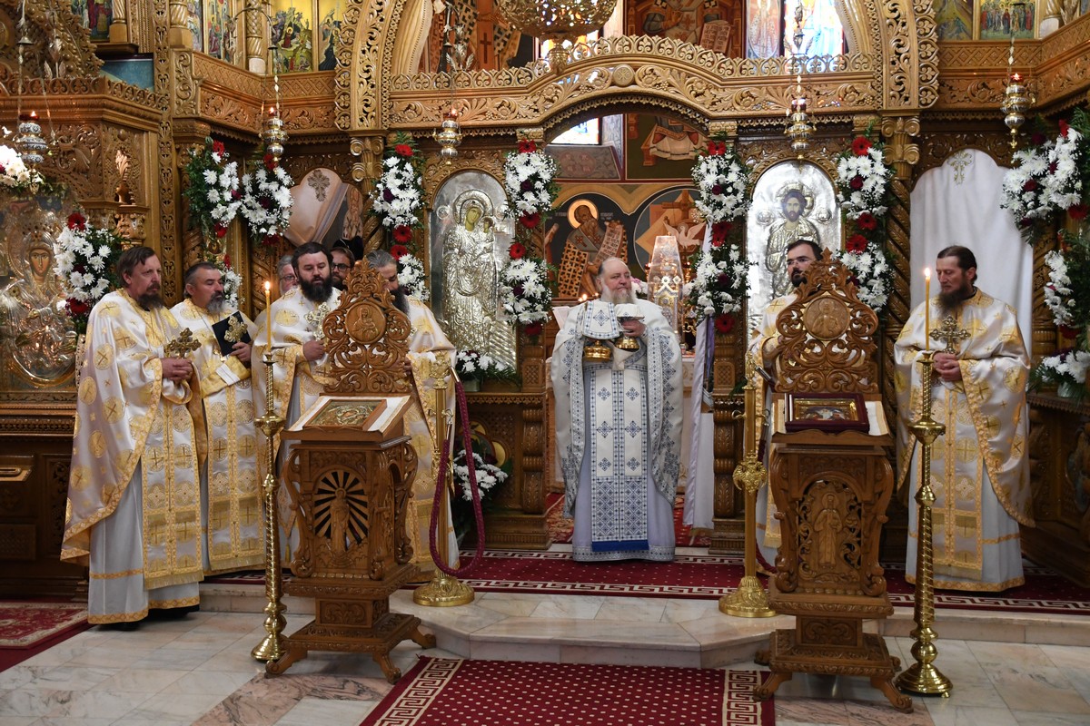 Primul hram din anul calendaristic 2022, la Mănăstirea Hadâmbu