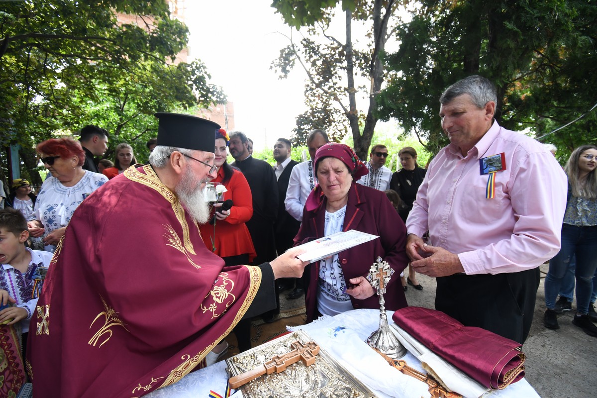 Manifestări religioase şi culturale de Ziua Salcâmului, la Andrieşeni