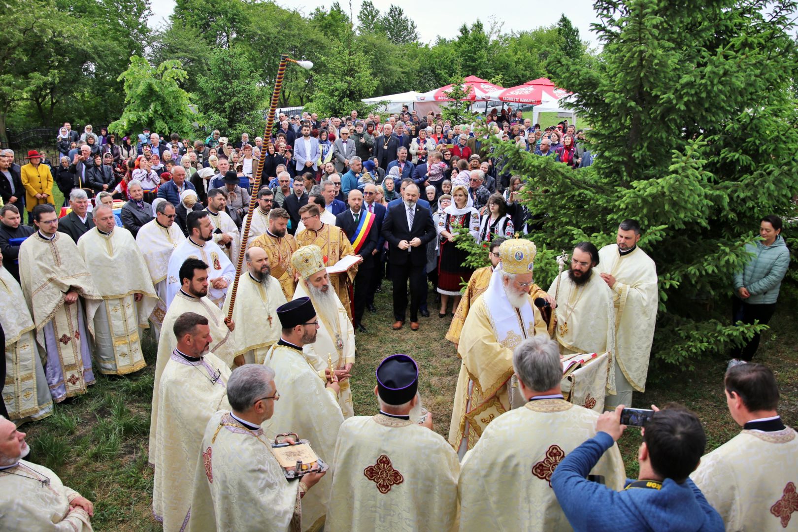 Mitropolitul Andreas, către credincioșii din Rusenii Noi: „Brațele Domnului sunt larg deschide și o inimă largă ne cuprinde pe toți”