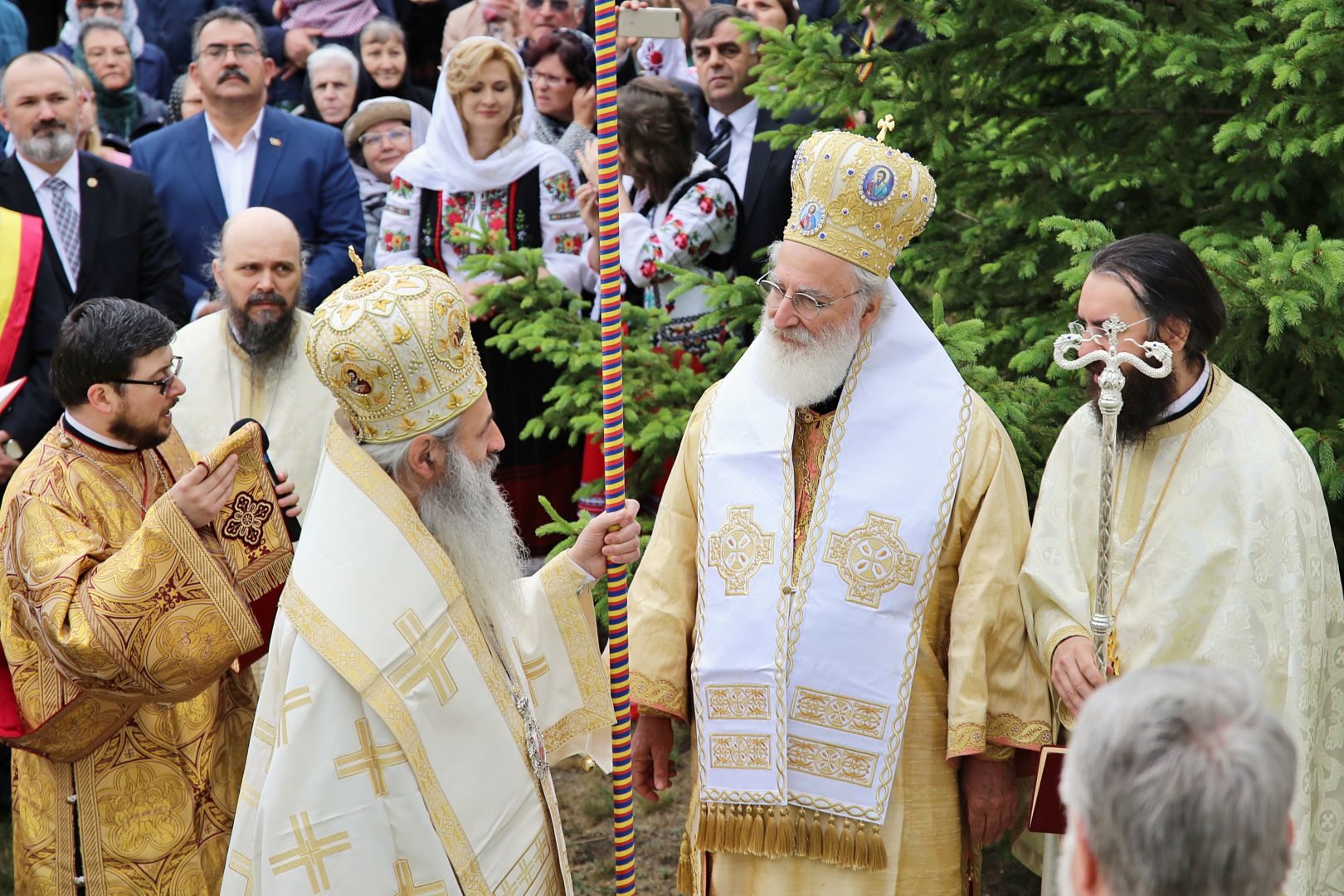 Mitropolitul Andreas, către credincioșii din Rusenii Noi: „Brațele Domnului sunt larg deschide și o inimă largă ne cuprinde pe toți”