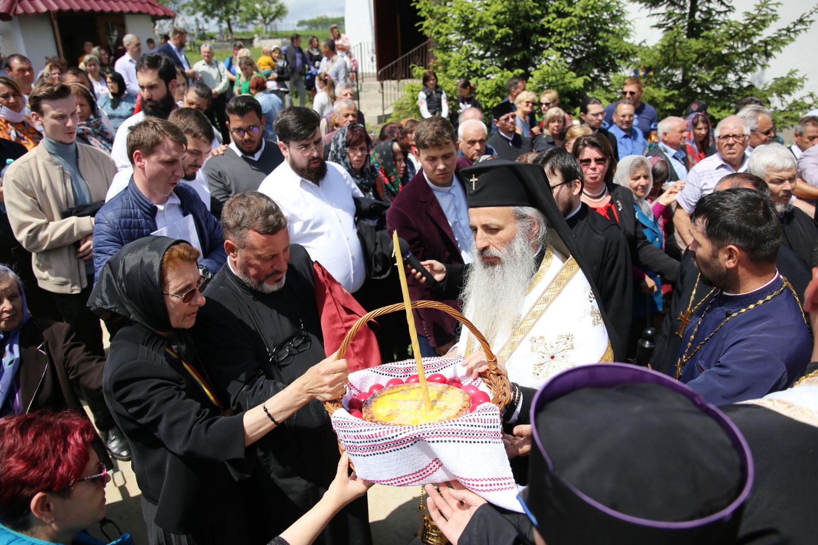 Mitropolitul Andreas, către credincioșii din Rusenii Noi: „Brațele Domnului sunt larg deschide și o inimă largă ne cuprinde pe toți”