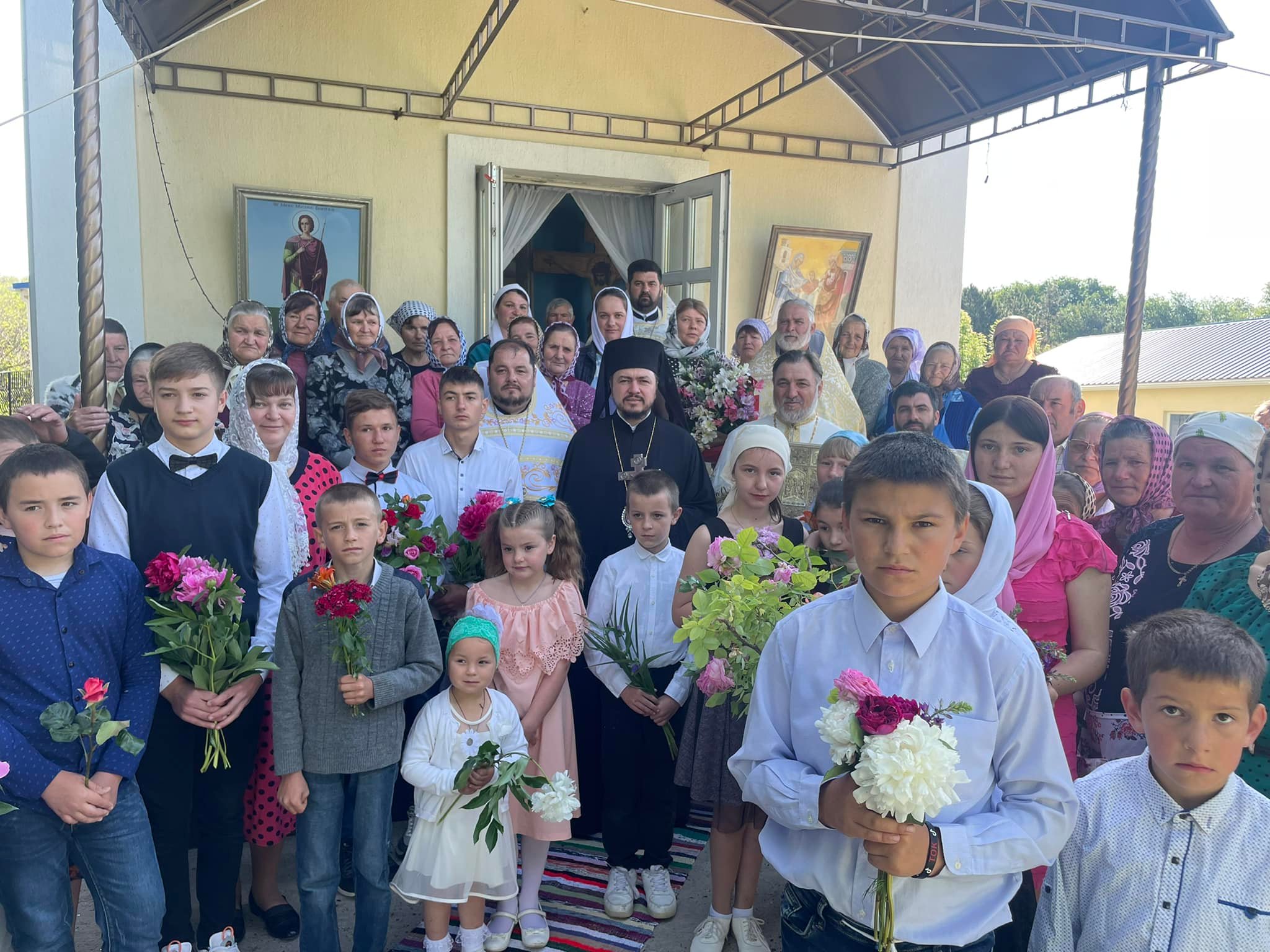 PS Veniamin a sfinţit o troiţă în Parohia Javgur, Protopopiatul Cimişlia