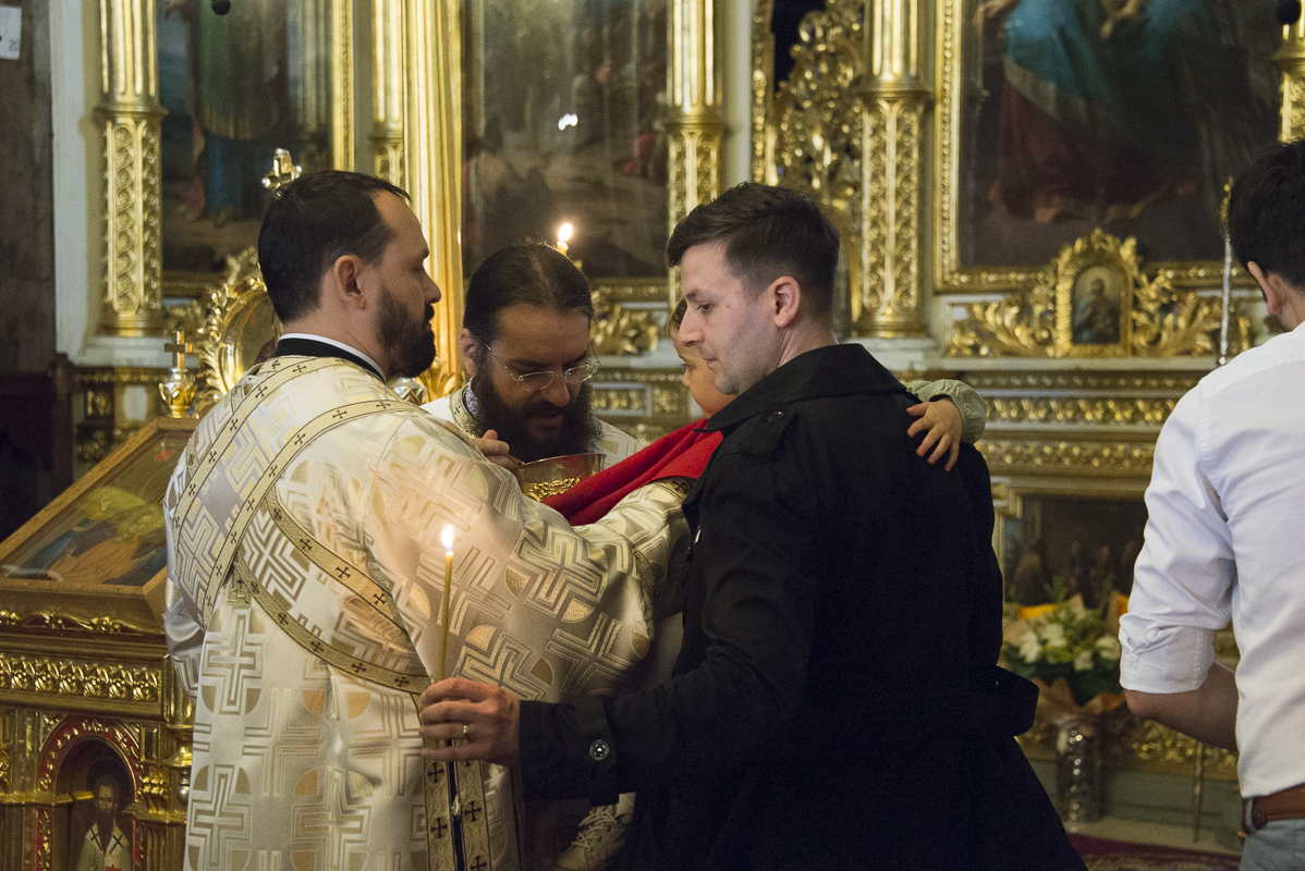 Preasfințitul Părinte Veniamin la Catedrală: „Ne împărtășim de prezența lui Hristos în viața noastră prin credință”