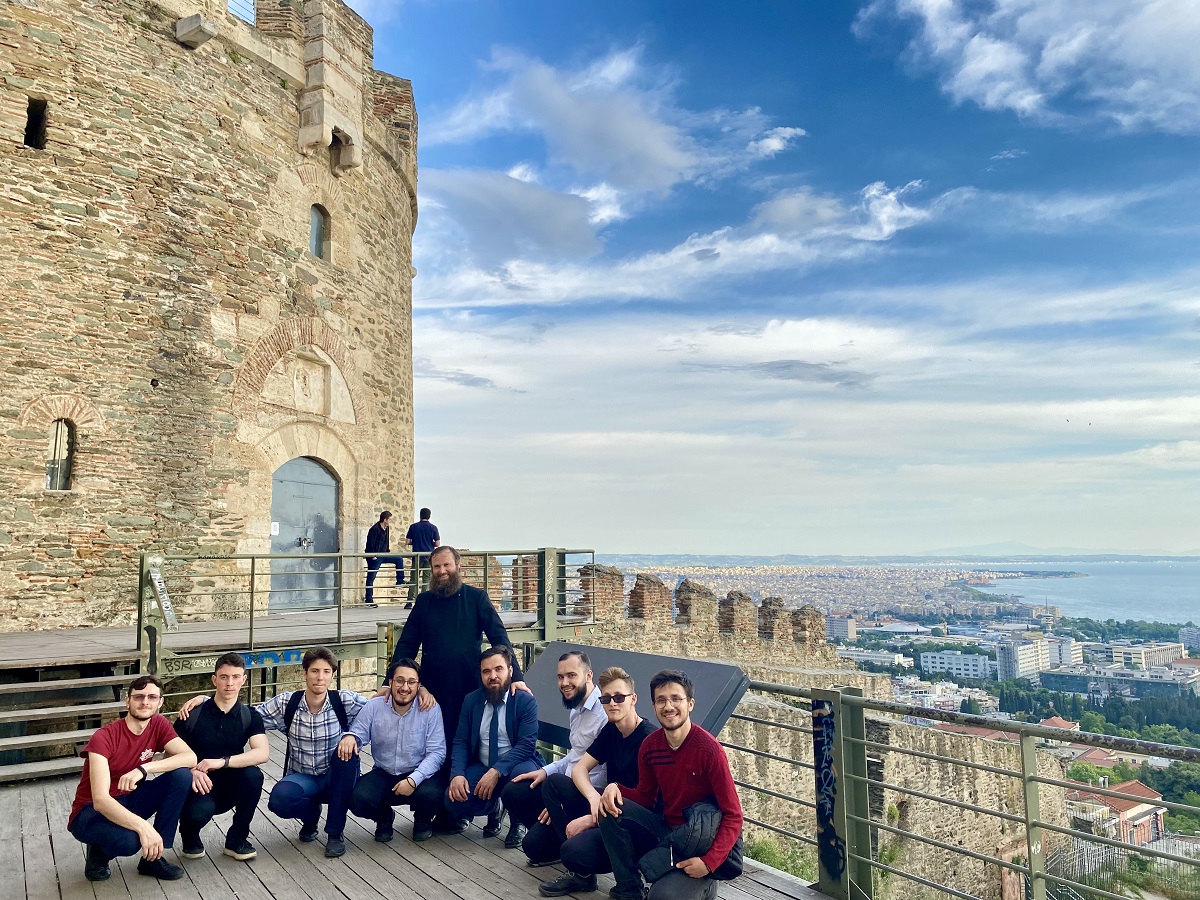 Pelerini prin Sfântul Munte