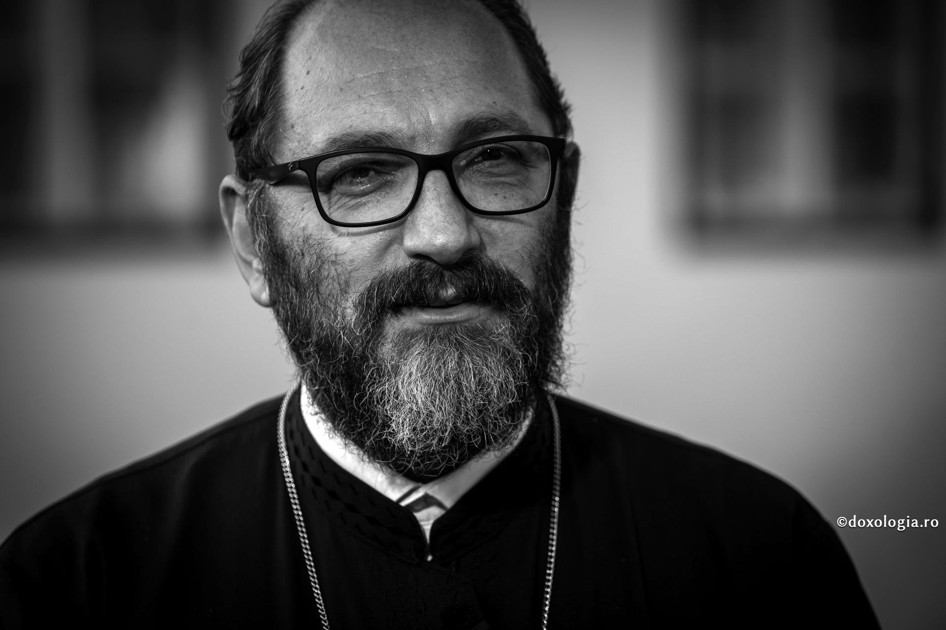 Mi-a pus tină pe ochi, m-am spălat și am văzut (Ioan 9, 1-41)