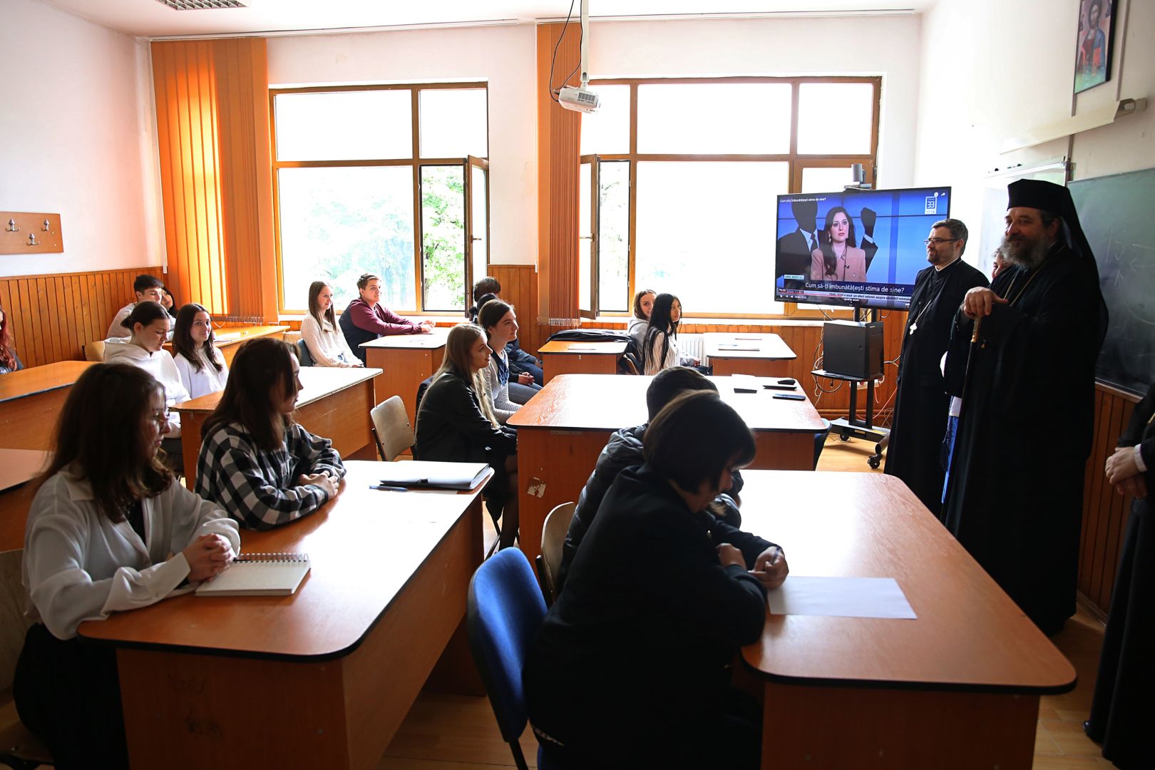 PS Nichifor Botoșăneanul a vizitat Seminarul Teologic din Iași