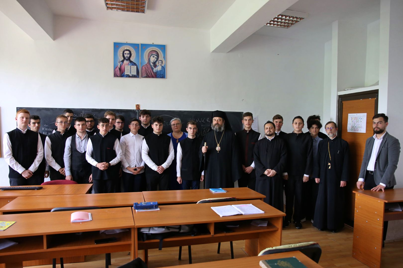 PS Nichifor Botoșăneanul a vizitat Seminarul Teologic din Iași