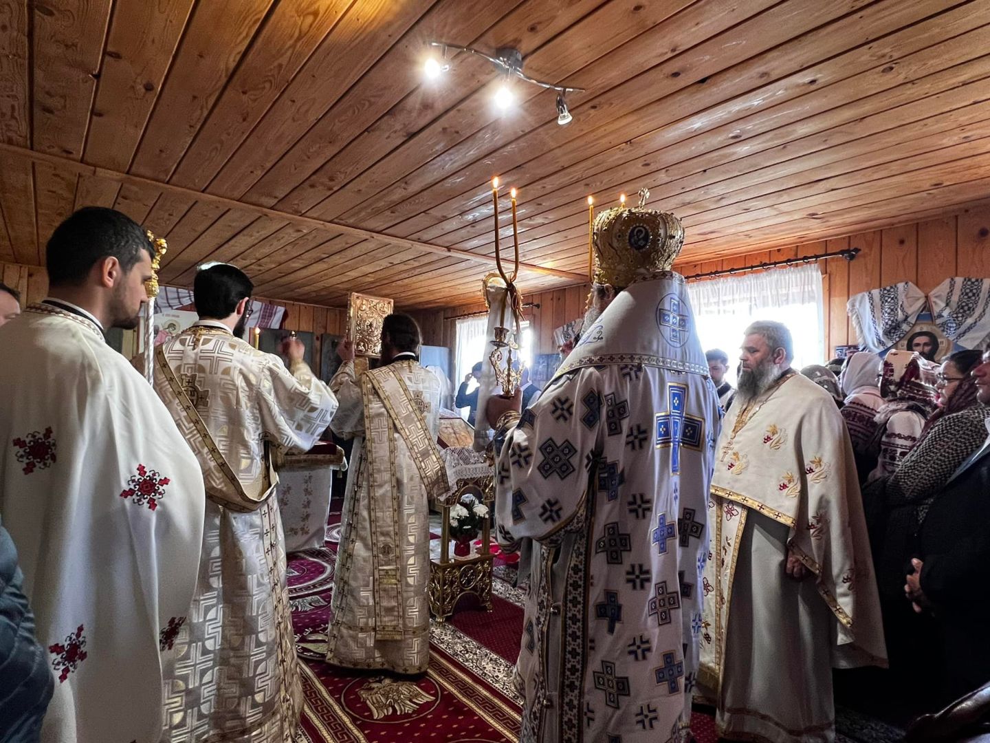 Bucurie duhovnicească pentru două parohii din Protopopiatul Botoșani