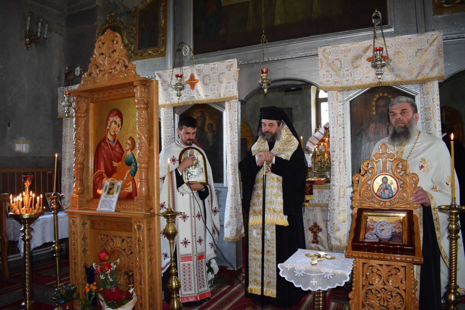 Bucurie duhovnicească pentru două parohii din Protopopiatul Botoșani