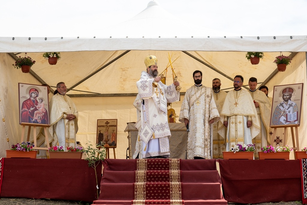 PS Nichifor Botoșăneanul, prezent la hramul Parohiei Săcărești