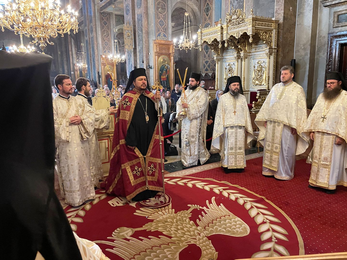 Preasfințitul Părinte Veniamin la Catedrală: „Ne împărtășim de prezența lui Hristos în viața noastră prin credință”