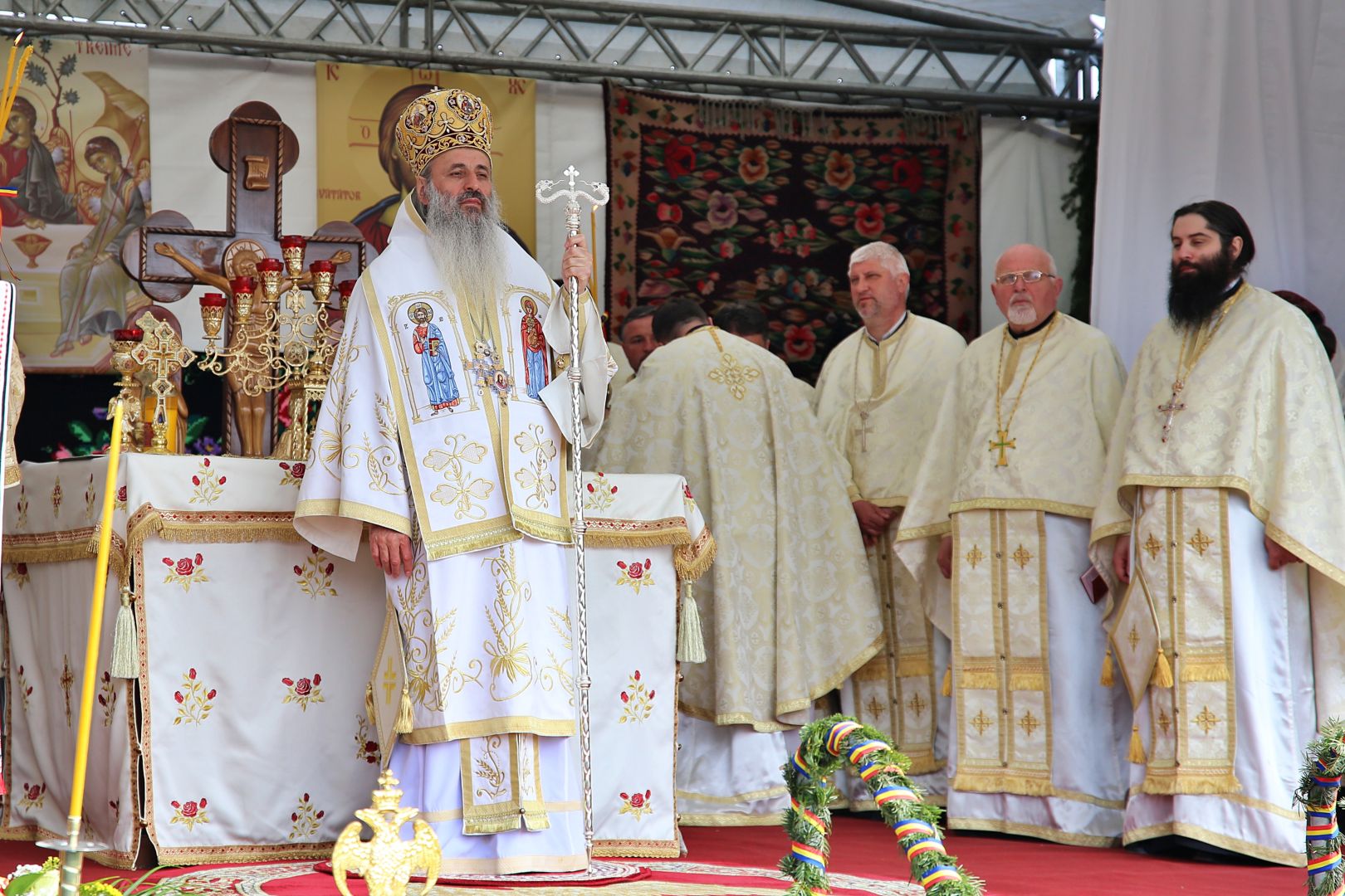 (Video) IPS Teofan: „Mormântul Domnului Hristos este purtător de viață”