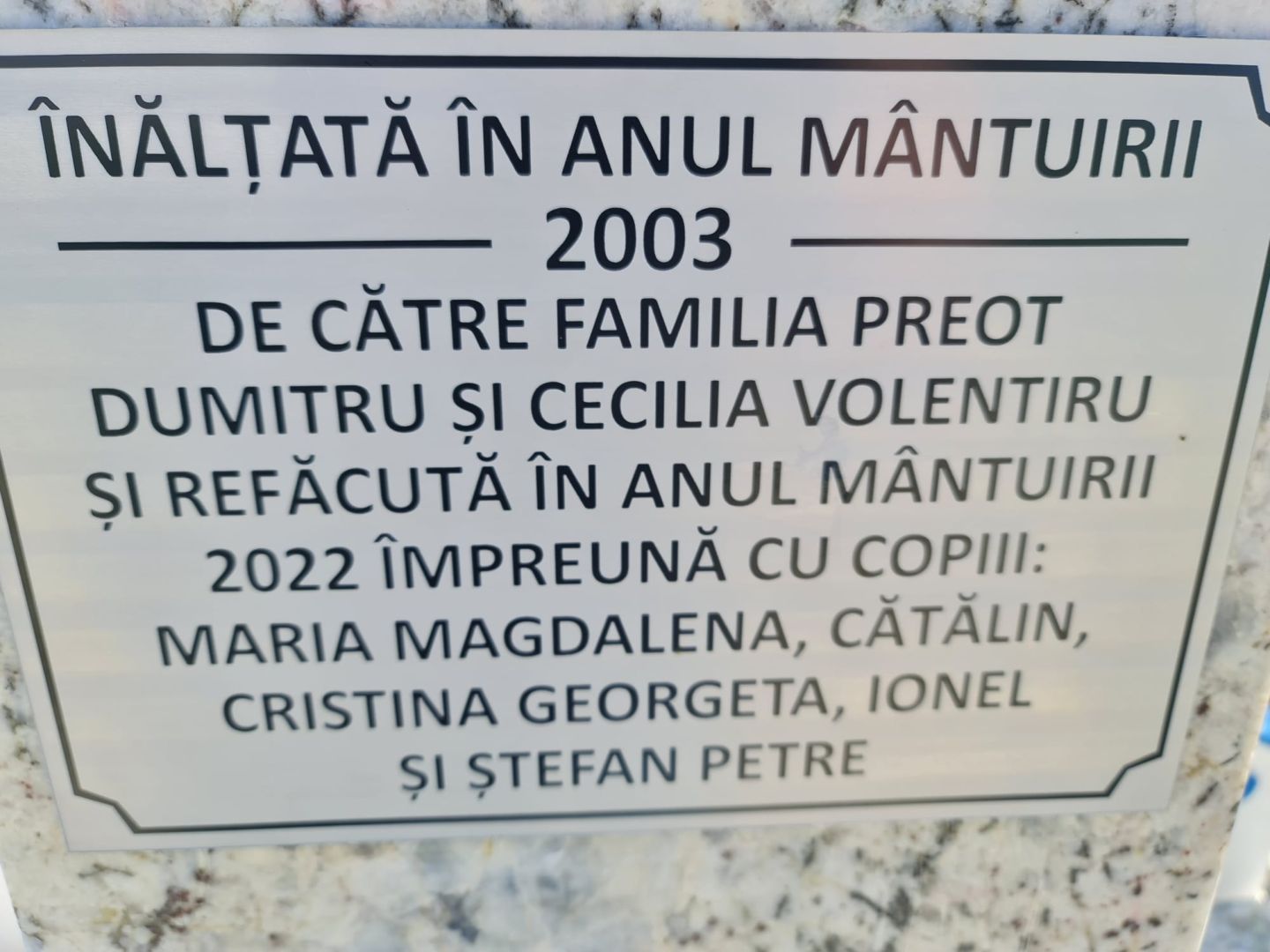 Troiță restaurată și sfințită la Botoșani: „Să luăm crucea și să îl urmăm pe Domnul nostru Iisus Hristos!”