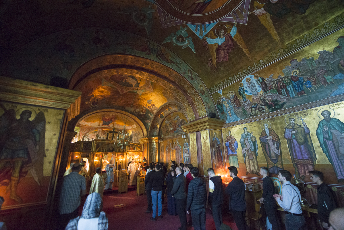 PS Părinte Nichifor Botoșăneanul s-a rugat împreună cu studenții teologi