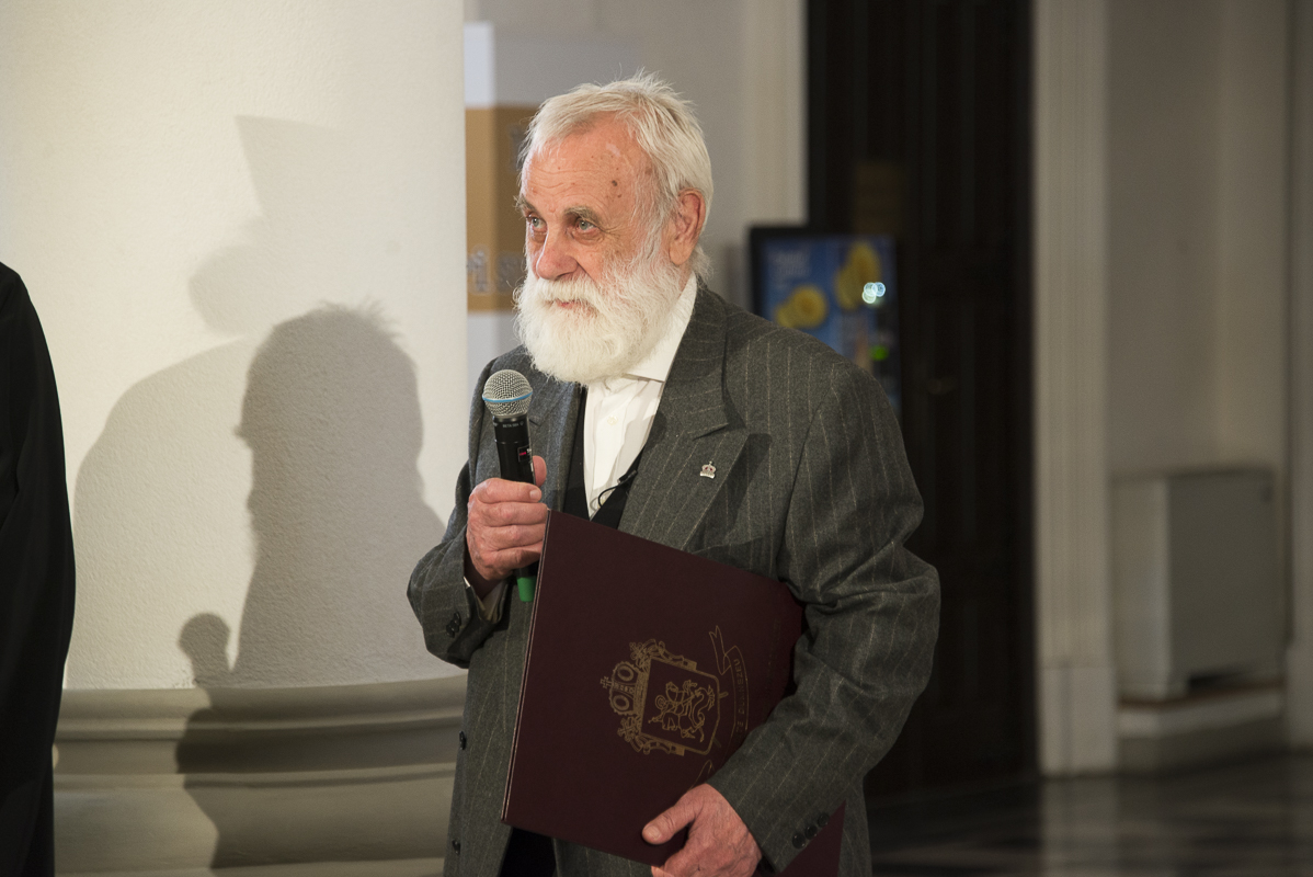 Foto: Tudorel Rusu Ștefan Câlția, la Iași: „Când părintele mi-a pus Crucea Moldavă în piept, am avut sentimentul că m-ați înfiat, că sunt ieșean”