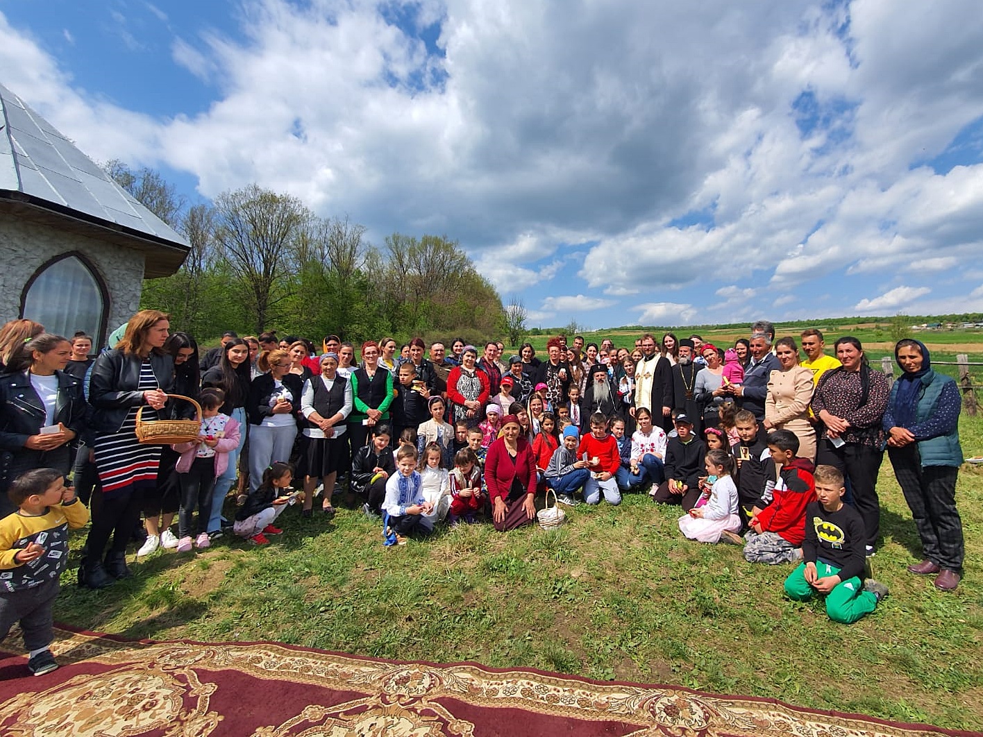 (Foto) Părintele Mitropolit a vizitat Parohiile Runcu - Palanca, Vadu Vejei, Bojila, și Mădârjac