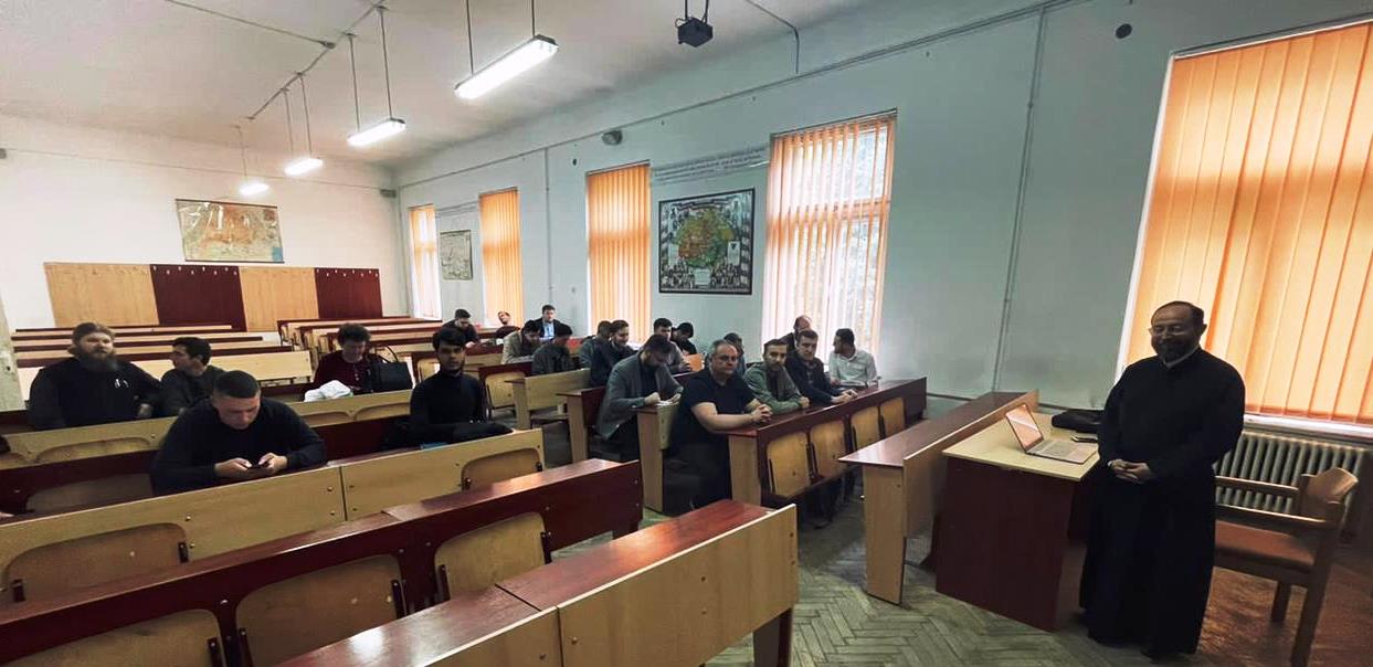 Facultatea de Teologie Ortodoxă „Dumitru Stăniloae” a găzduit cursurile a doi profesori de la Universitatea din Balamand, Liban