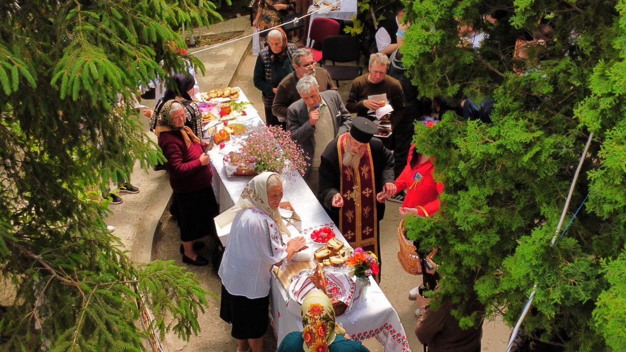 Manifestări religioase şi culturale de Ziua Salcâmului, la Andrieşeni