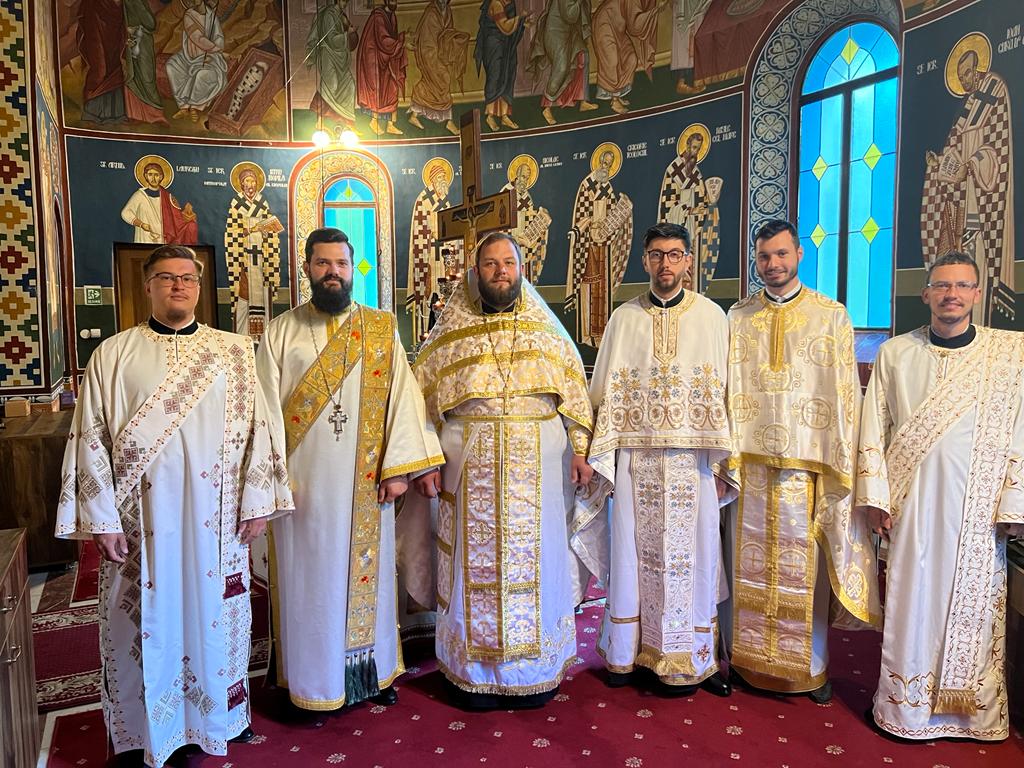 Revedere de 10 ani la Seminarul Teologic din Iași Revedere de 10 ani la Seminarul Teologic din Iași