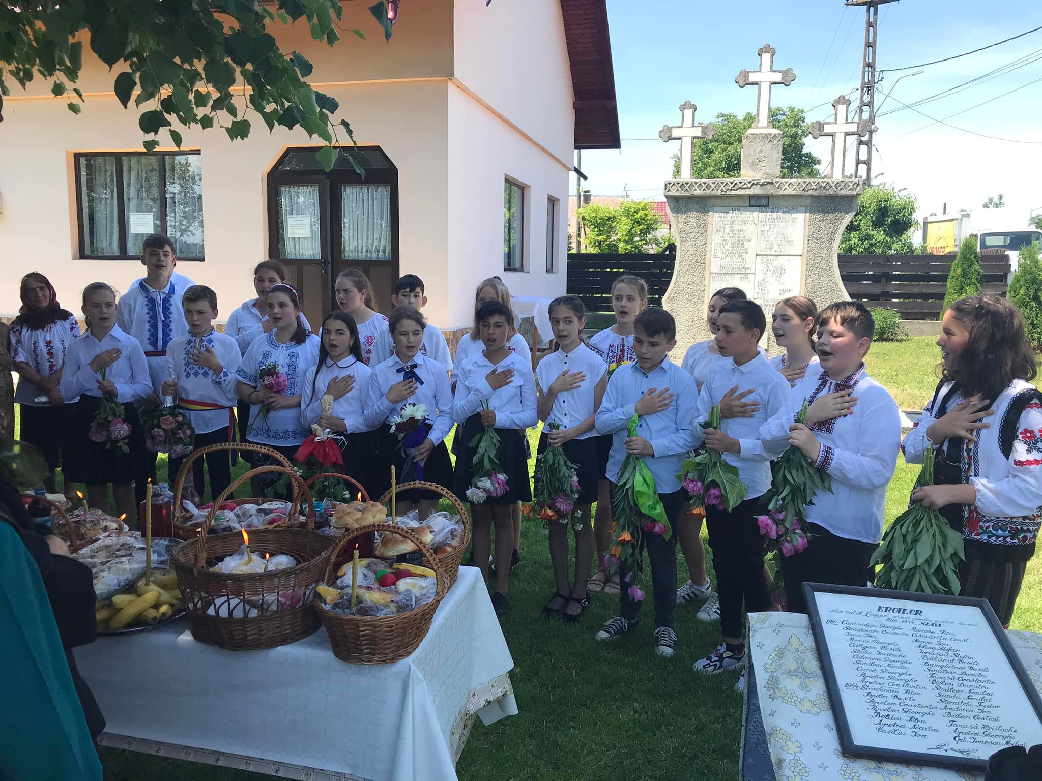 Eroii neamului, cinstiți în Parohia Lespezi, Protopopiatul Pașcani