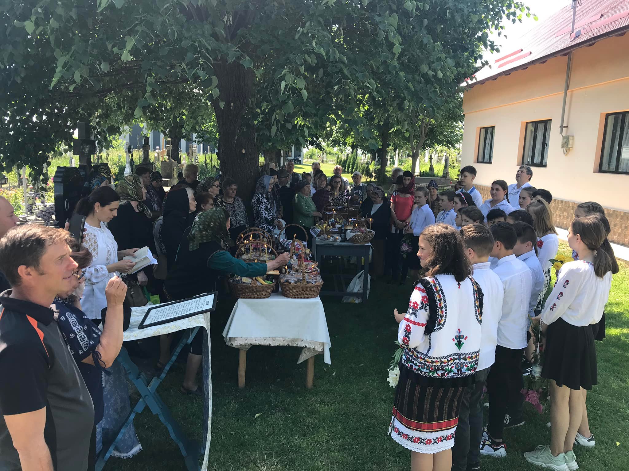 Eroii neamului, cinstiți în Parohia Lespezi, Protopopiatul Pașcani