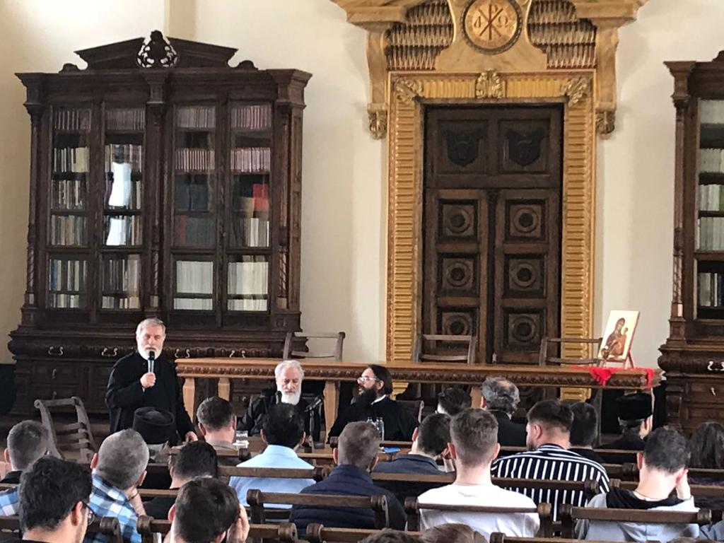 IPS Andreas Nanakis, Mitropolit de Arkalohori și Viannou, a susținut două prelegeri academice la Iași