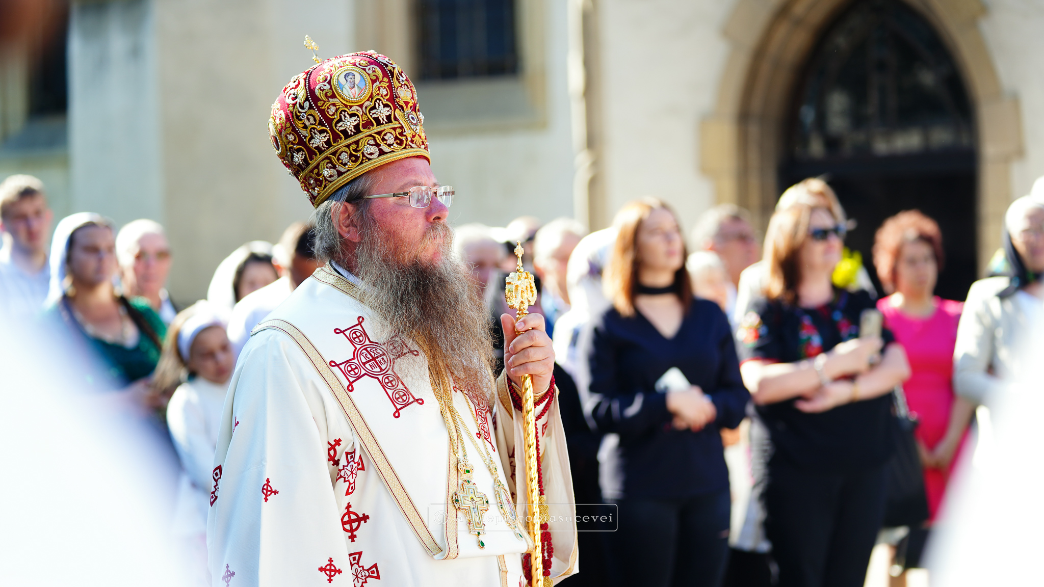PS Părinte Andrei, către pelerinii Sfântului Ioan cel Nou: „Cine ne adună pe noi, dacă nu dragostea față de Dumnezeu și față de oameni?”