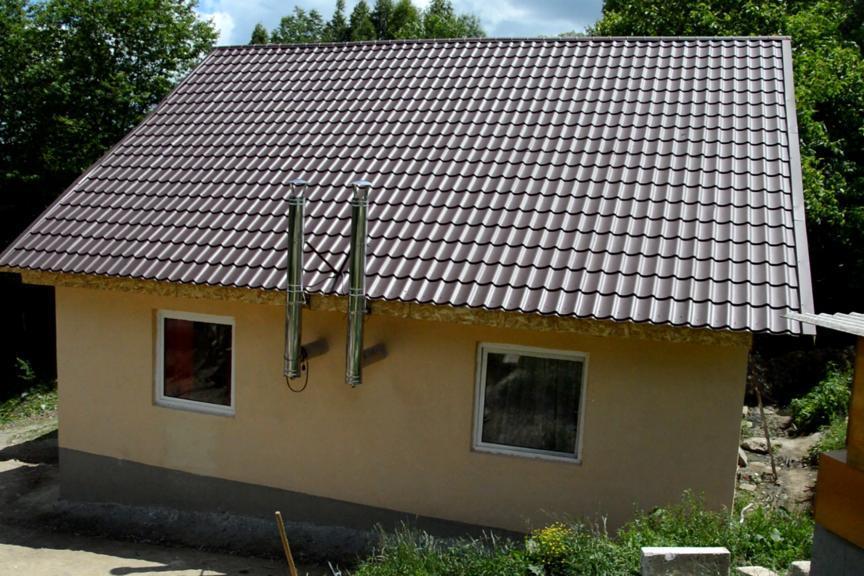 Casă ridicată de Biserică în Parohia Balcani-Marginea, judeţul Bacău