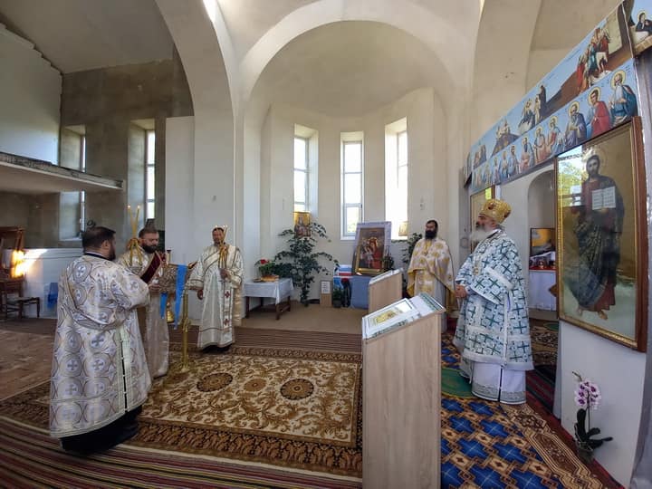 Slujire arhierească la Mănăstirea Chirilovca – Floreşti Slujire arhierească la Mănăstirea Chirilovca – Floreşti