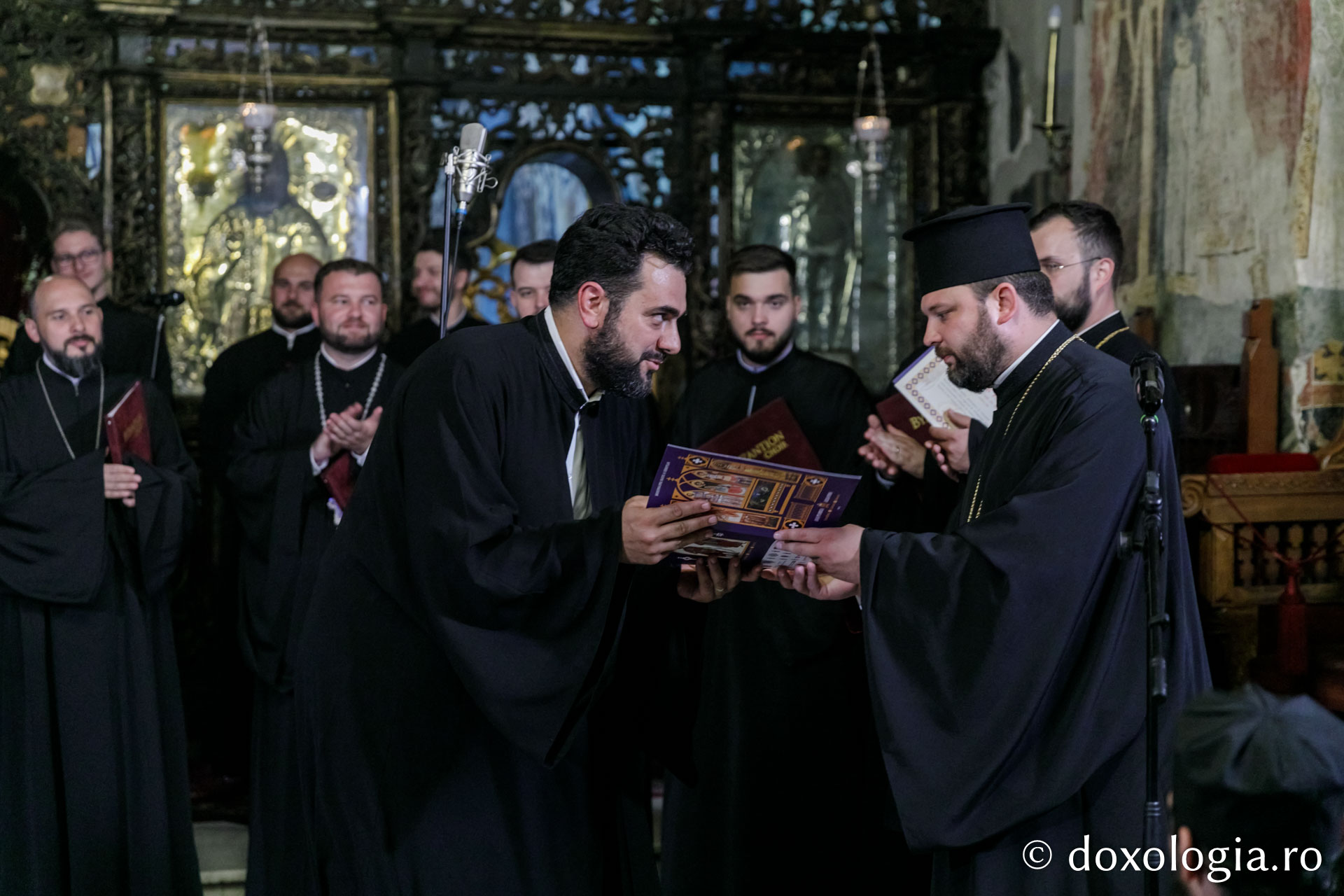 Cântări vechi de veacuri, interpretate în cadrul unui concert de muzică psaltică închinat Sfântului Ioan cel Nou #HramSuceava2022