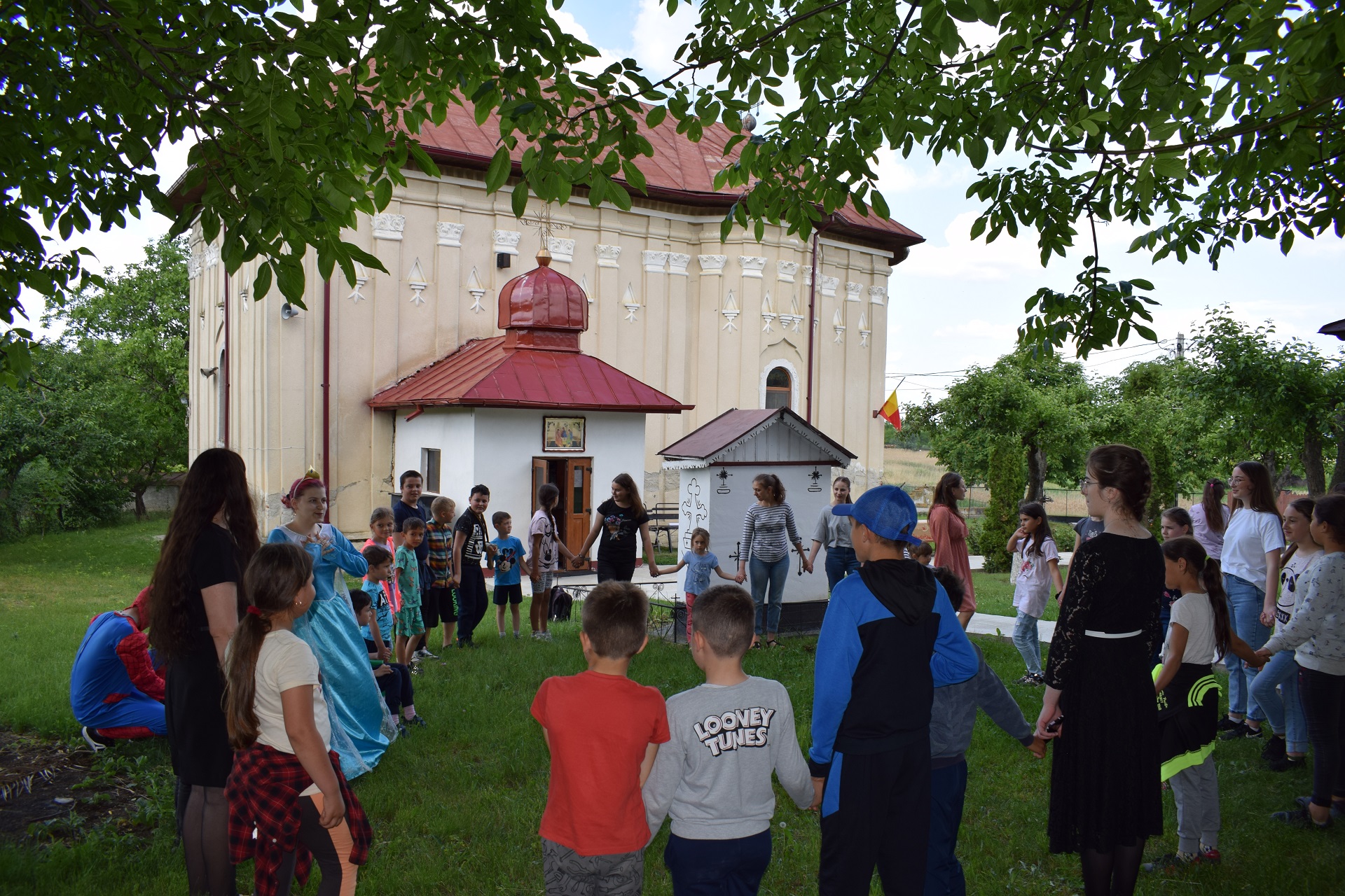 Să dăm aripi copilăriei prin joacă, joc și bucurie!