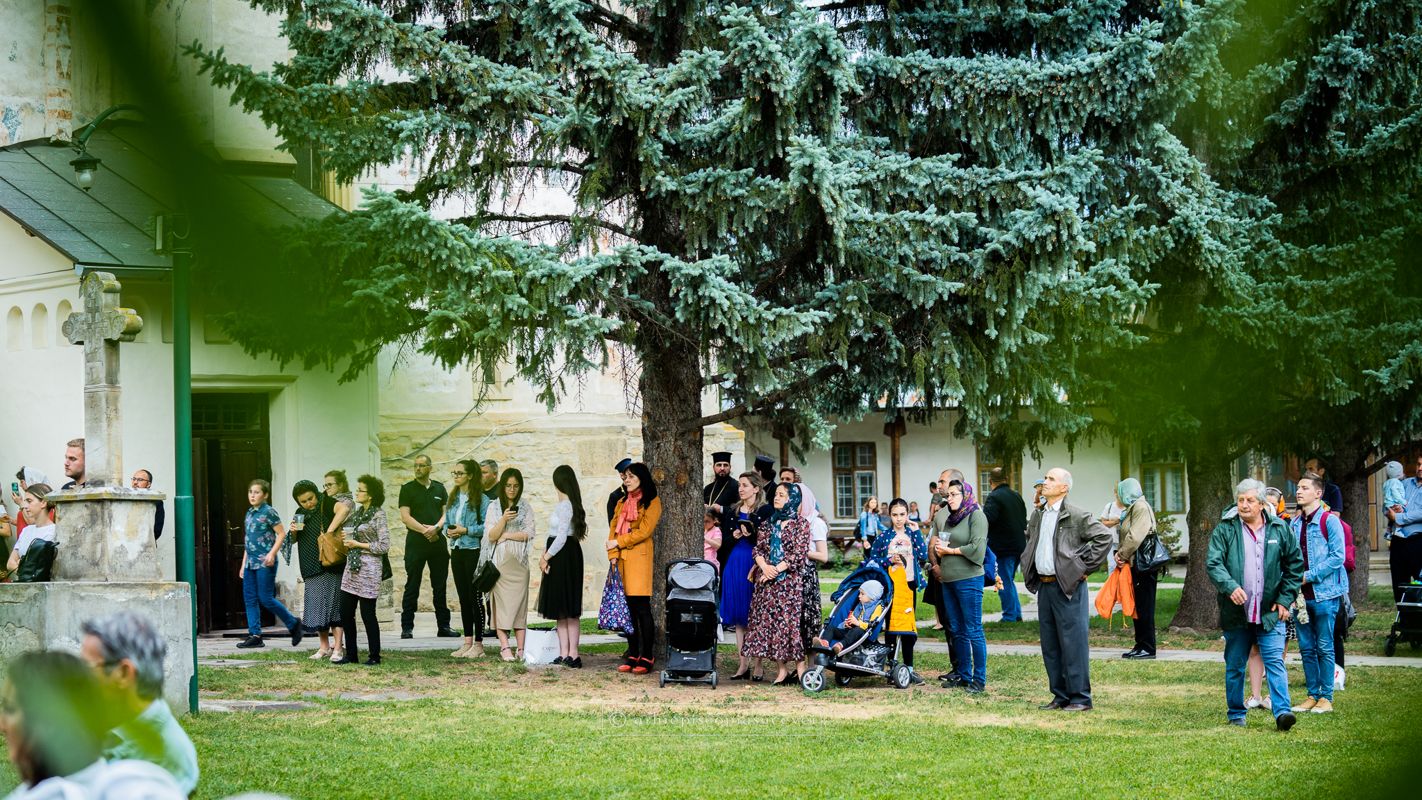 Premiera filmului „Sfântul Ioan cel Nou de la Suceava” la Mănăstirea care îi adăpostește sfintele moaște