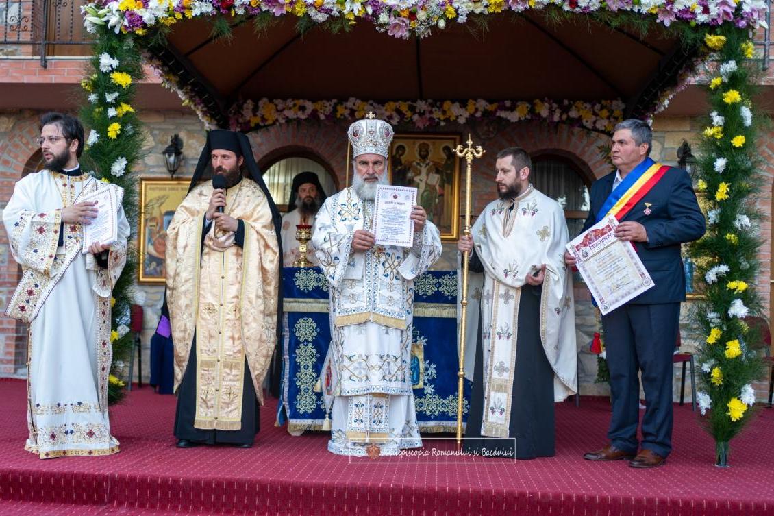 Paraclisul Mănăstirii Giurgeni a fost sfinţit