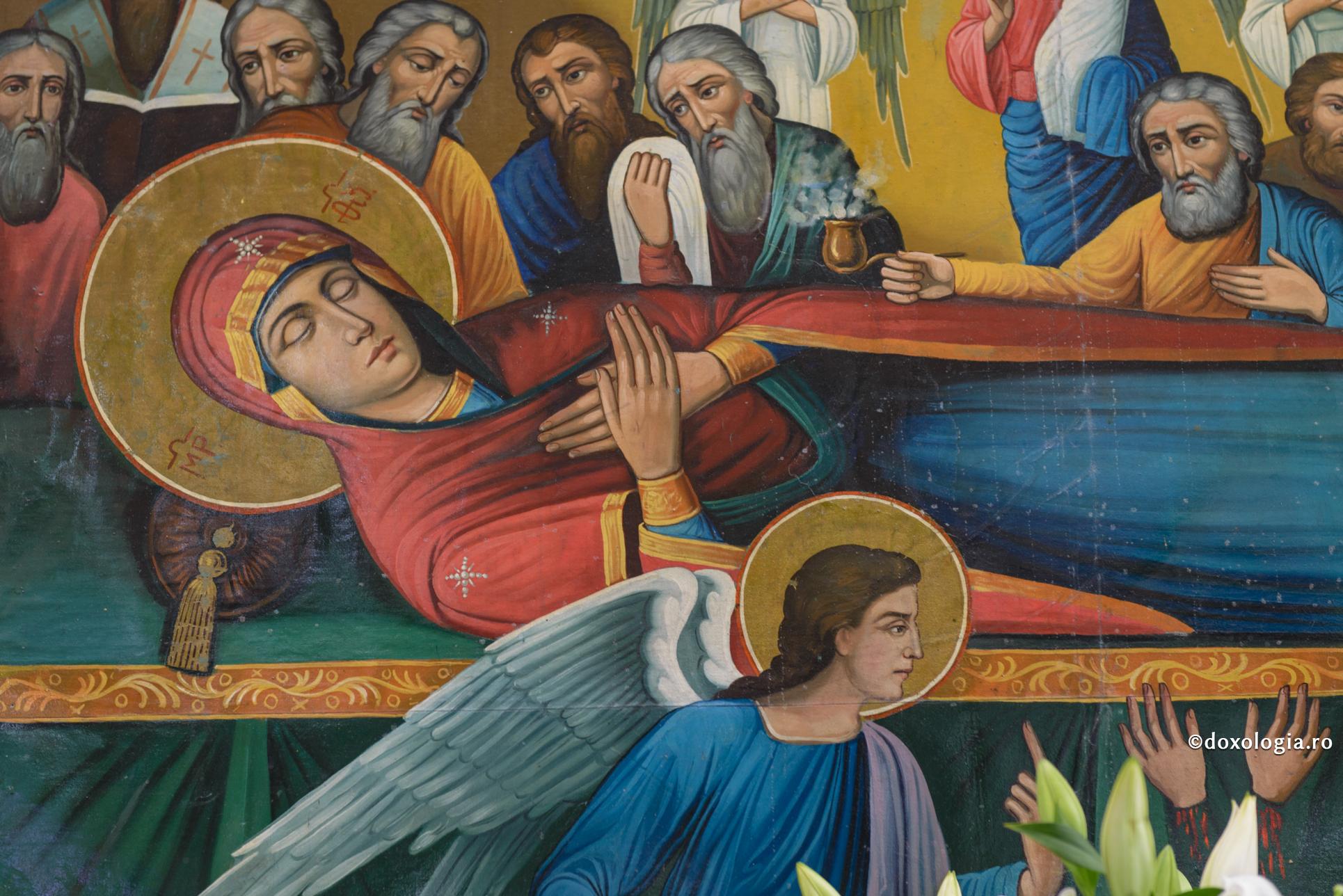 Sfântă Marie, pentru noi roagă-te!