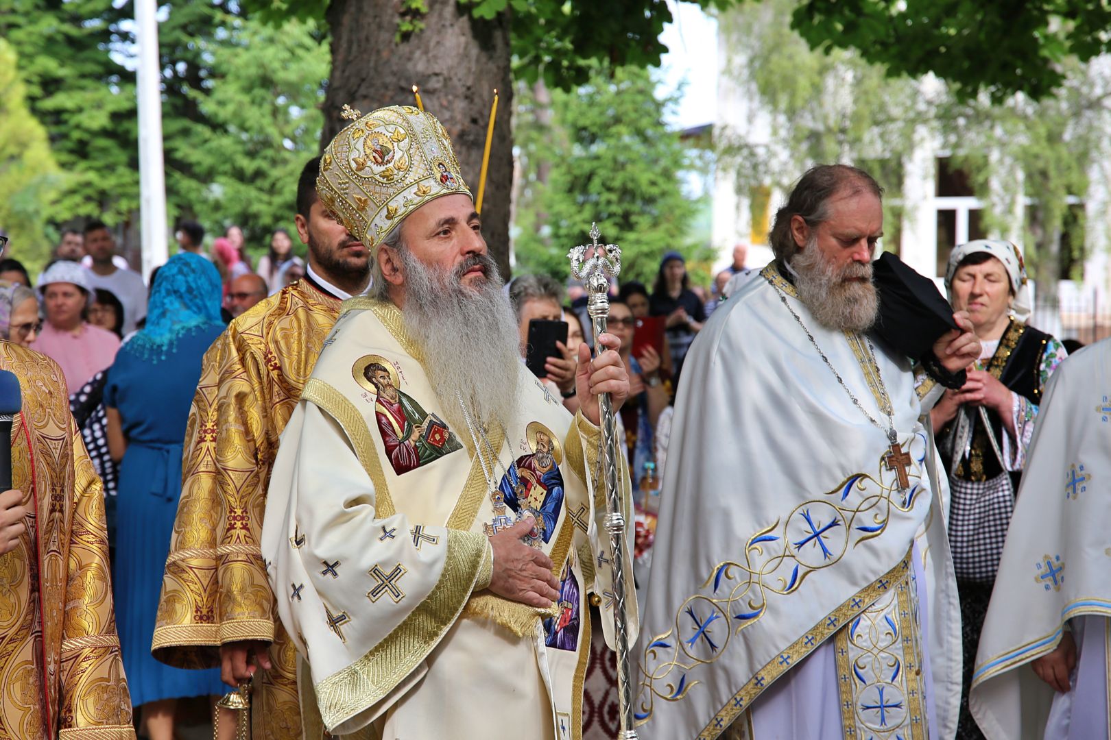 Sfinții români, cinstiți de ieșeni la hramul Mănăstirii Bucium