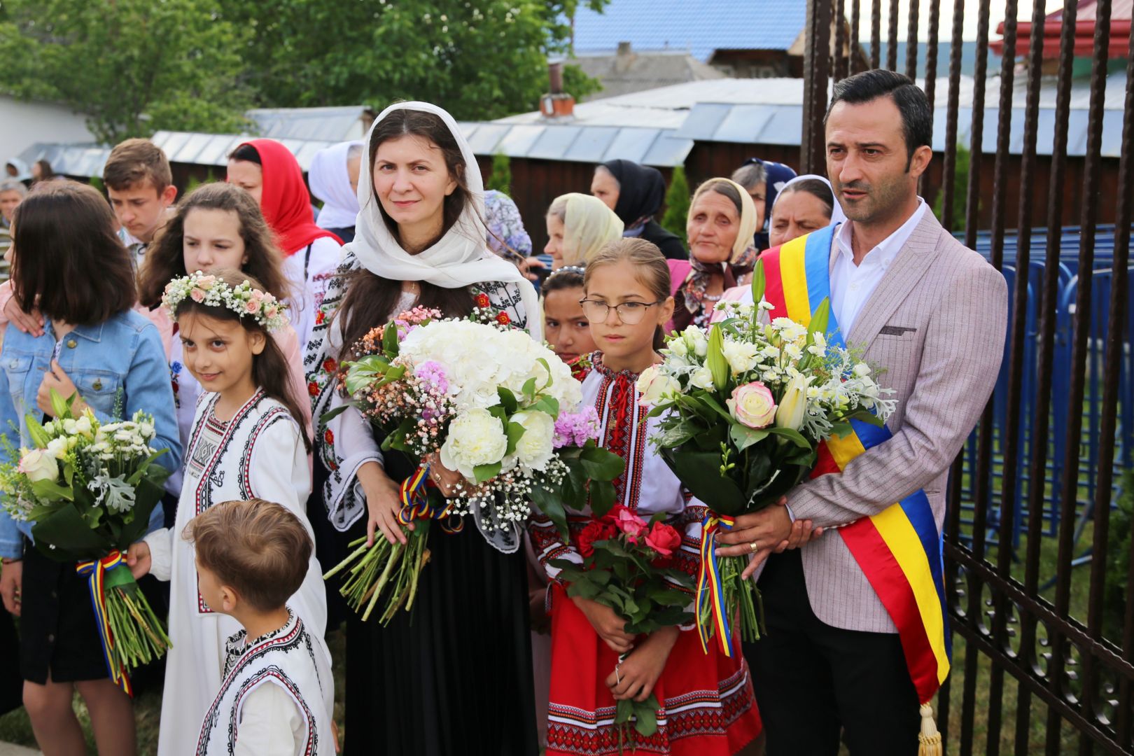 Un locaș închinat Sfintei Parascheva și Sfinților Arhangheli a fost târnosit de Mitropolitul Moldovei și Bucovinei