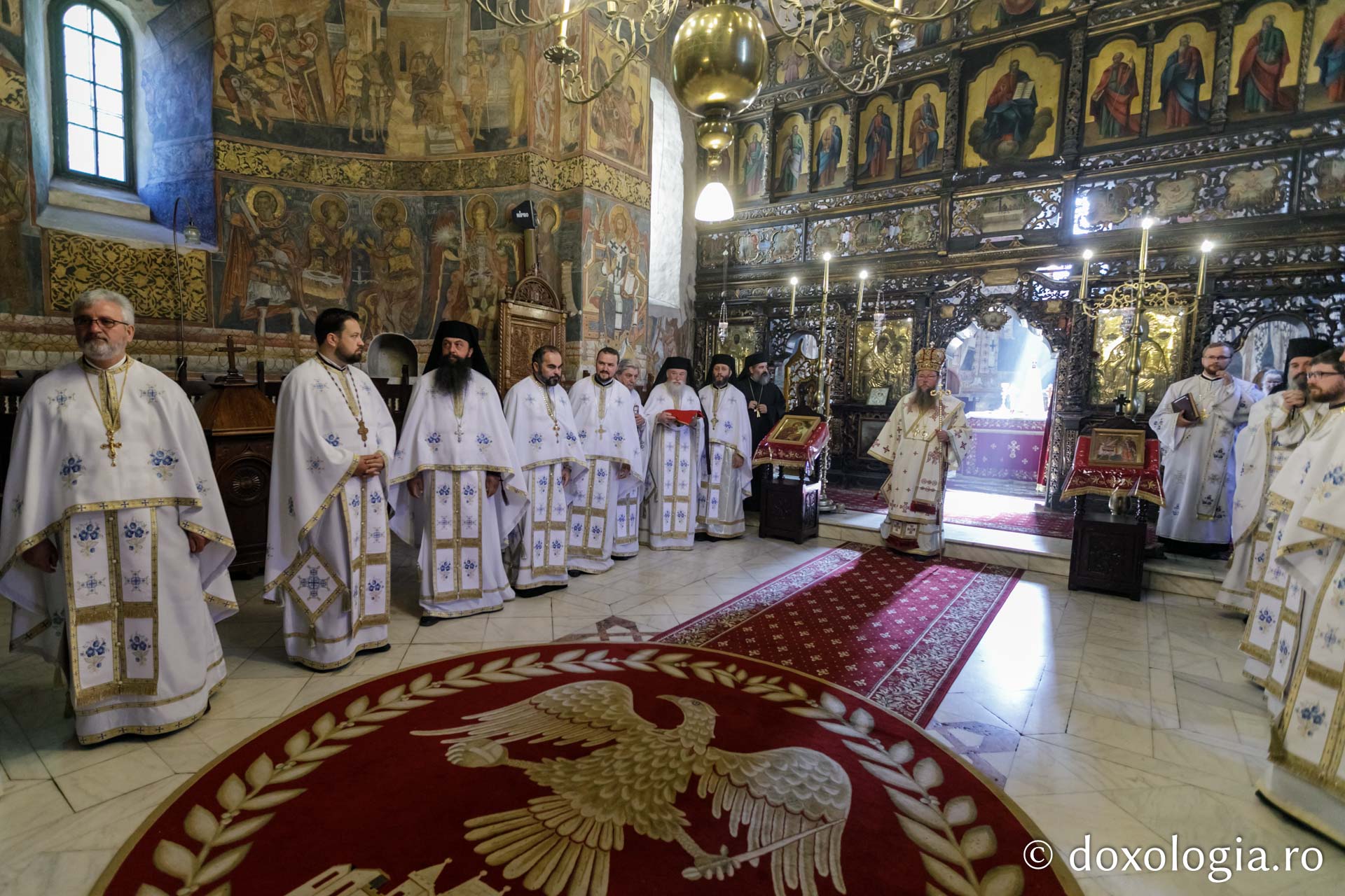 PS Părinte Andrei, către pelerinii Sfântului Ioan cel Nou: „Cine ne adună pe noi, dacă nu dragostea față de Dumnezeu și față de oameni?”