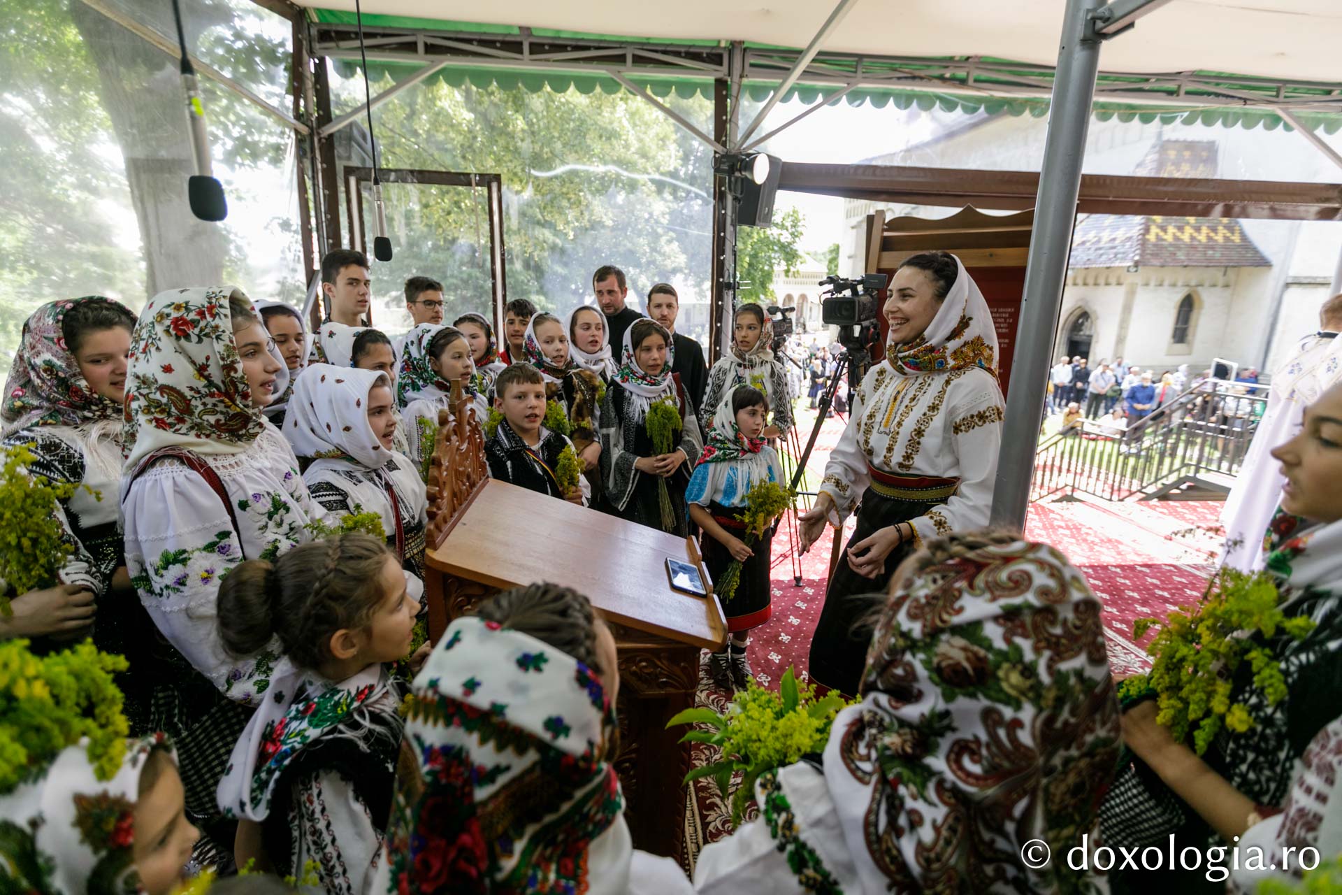 PS Părinte Andrei, către pelerinii Sfântului Ioan cel Nou: „Cine ne adună pe noi, dacă nu dragostea față de Dumnezeu și față de oameni?”