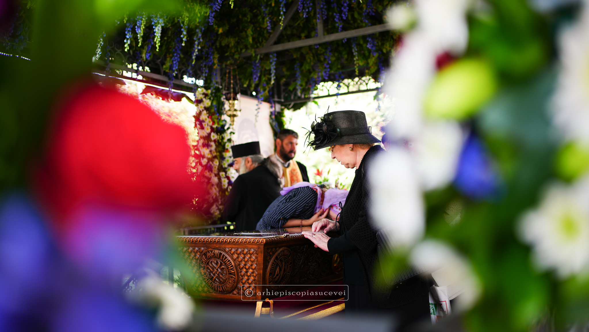 PS Părinte Andrei, către pelerinii Sfântului Ioan cel Nou: „Cine ne adună pe noi, dacă nu dragostea față de Dumnezeu și față de oameni?”