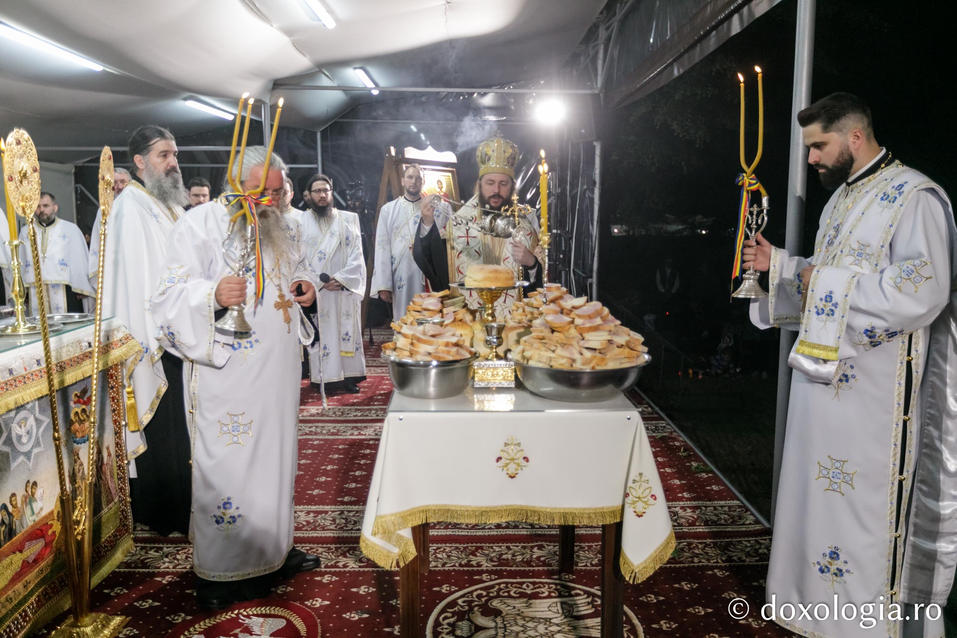 A doua zi de hram: PS Părinte Damaschin a săvârșit Slujba Privegherii în cinstea Sfântului Ioan cel Nou #HramSuceava2022