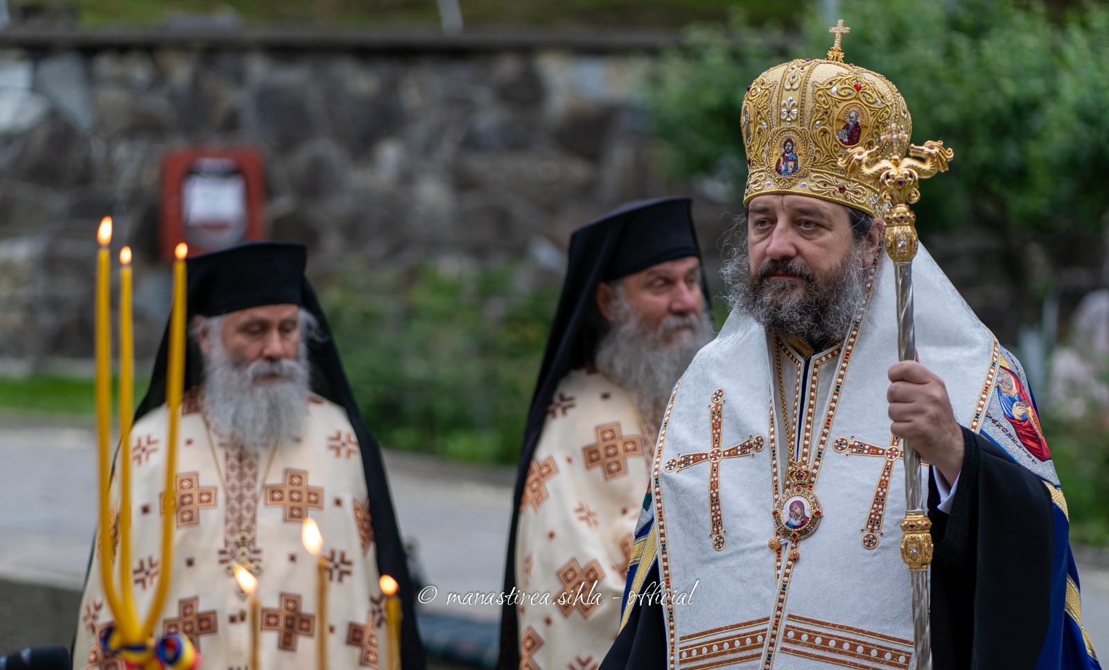 PS Nichifor Botoșăneanul, prezent la hramul Mănăstirii Sihla: „Nașterea Sfântului Ioan a fost importantă în istoria mântuirii, a schimbat fața lumii”