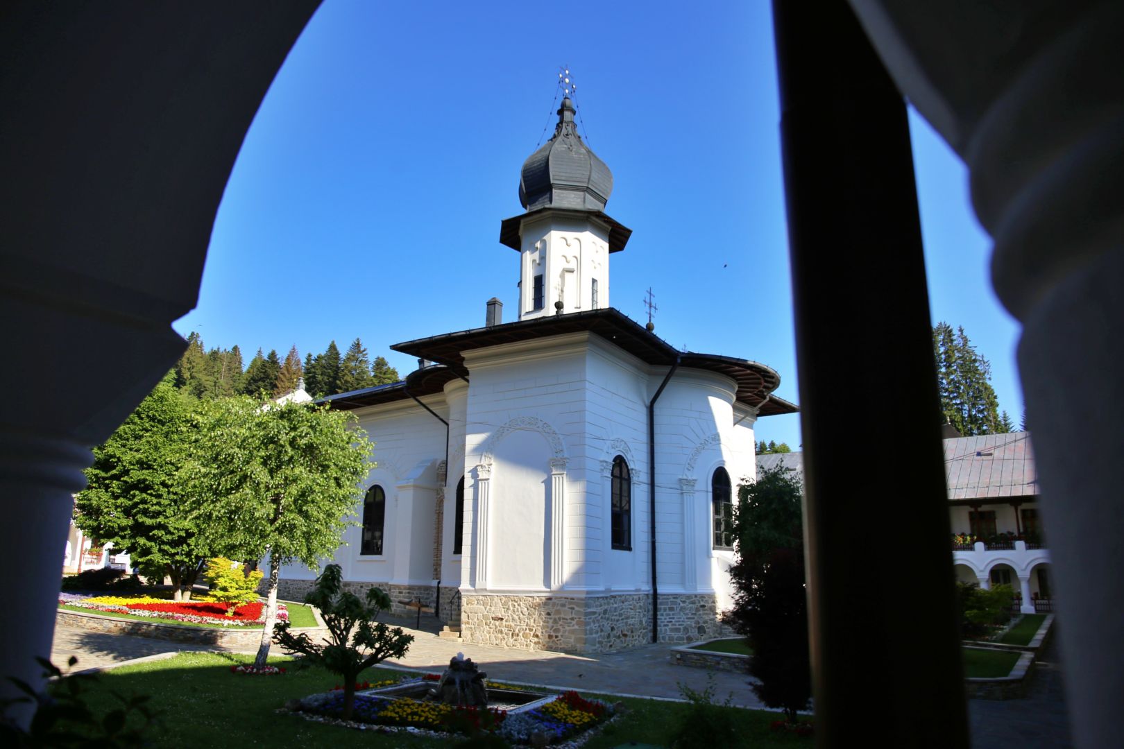 Liceul Teologic „Sfânta Parascheva” de la Mănăstirea Agapia aniversează 3 decenii de la reactivare